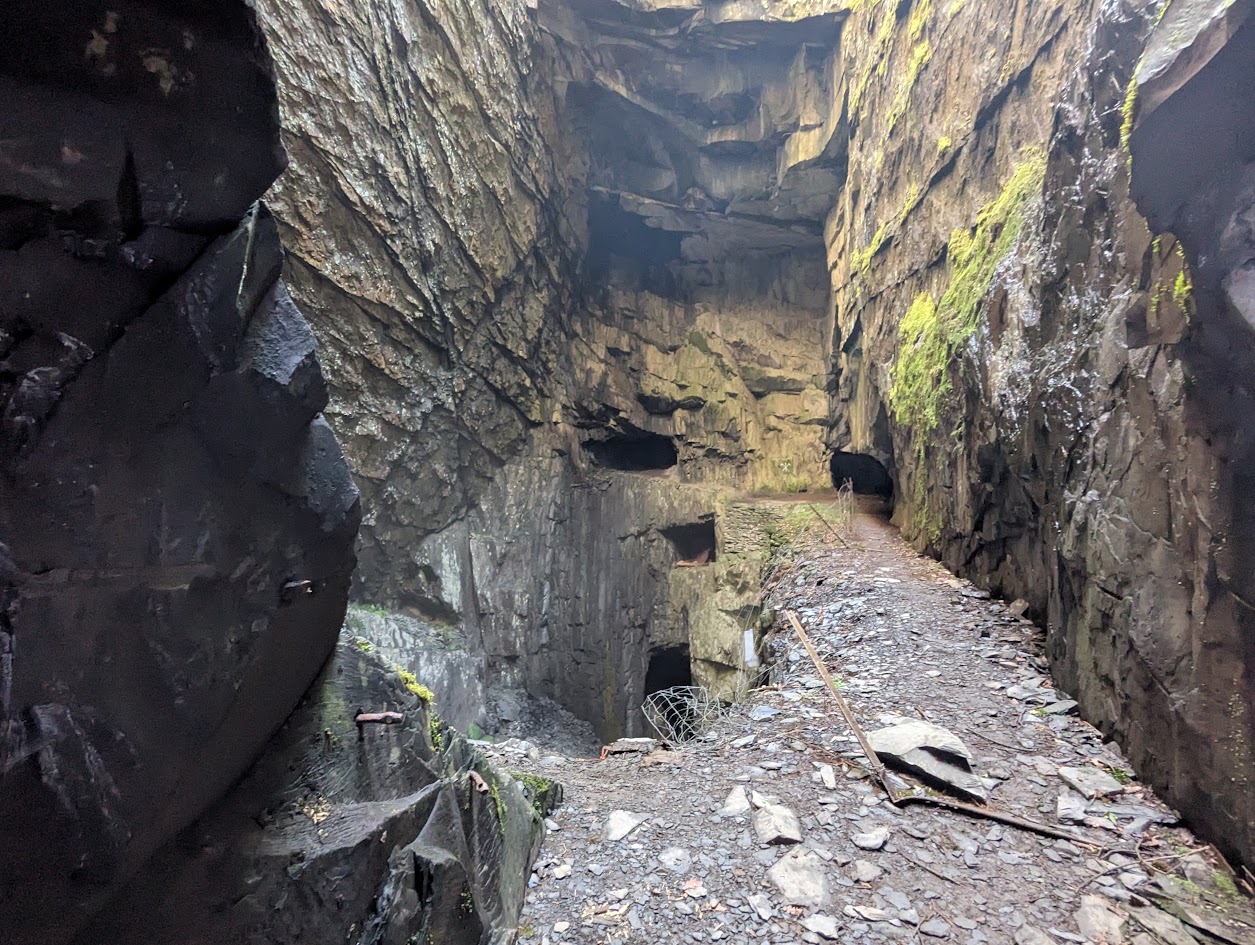 Aberllefenni - first chamber, submitted by BertyBasset on 16-11-2025.
© Robin Griffiths Aberllefenni - first chamber