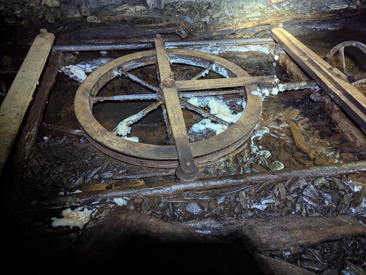 Rhosydd cable tensioner