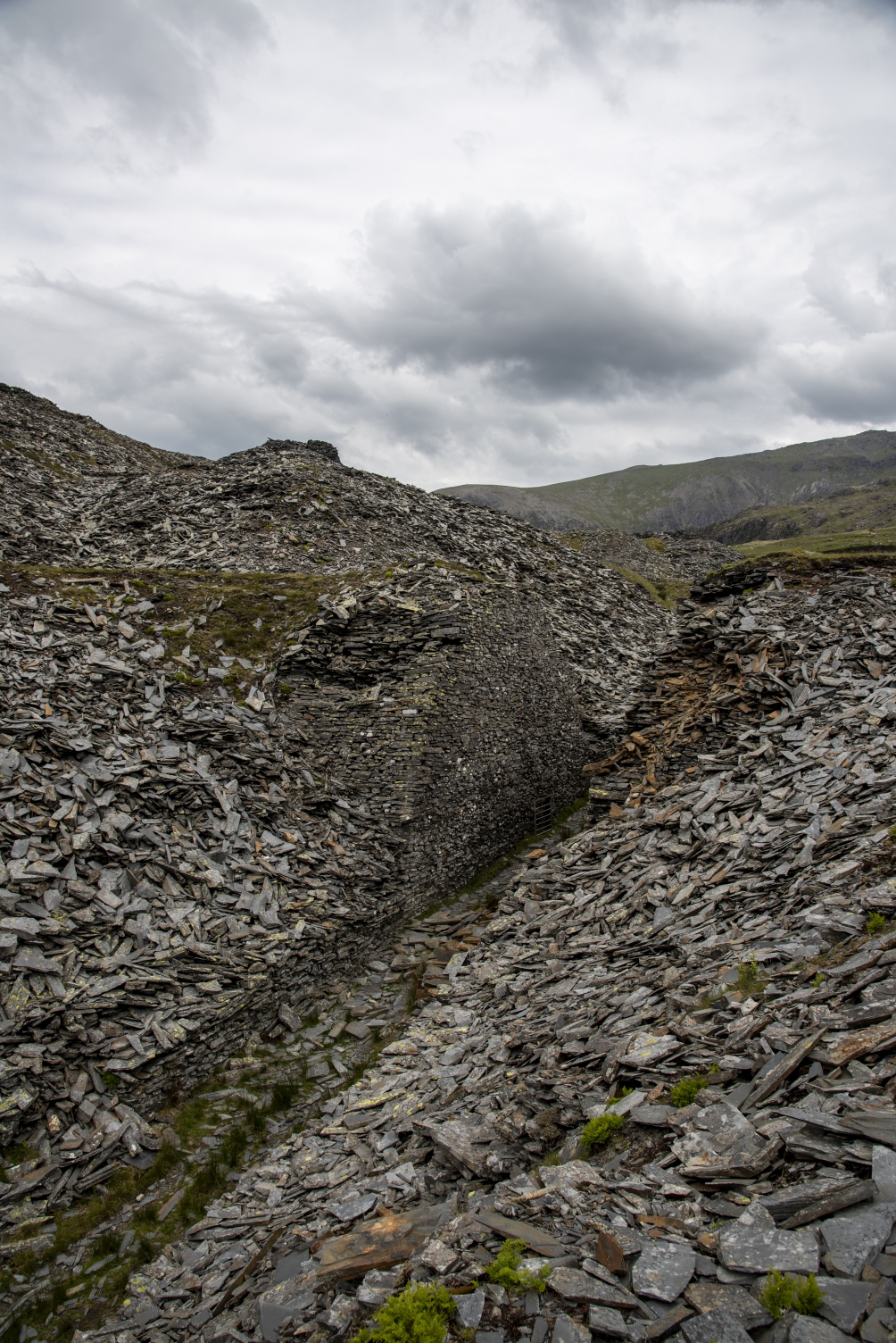 Exit incline through tipping, submitted by ilt on 12-12-2025.
© Iain Taylor Exit incline through tipping