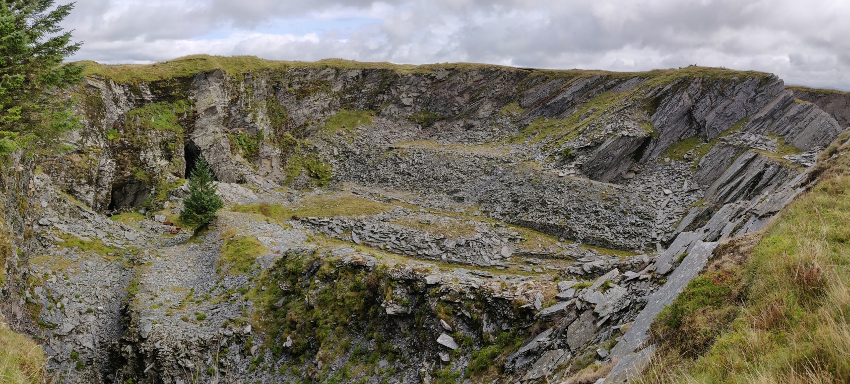 North Twll, submitted by ilt on 12-12-2025.
© Iain Taylor North Twll