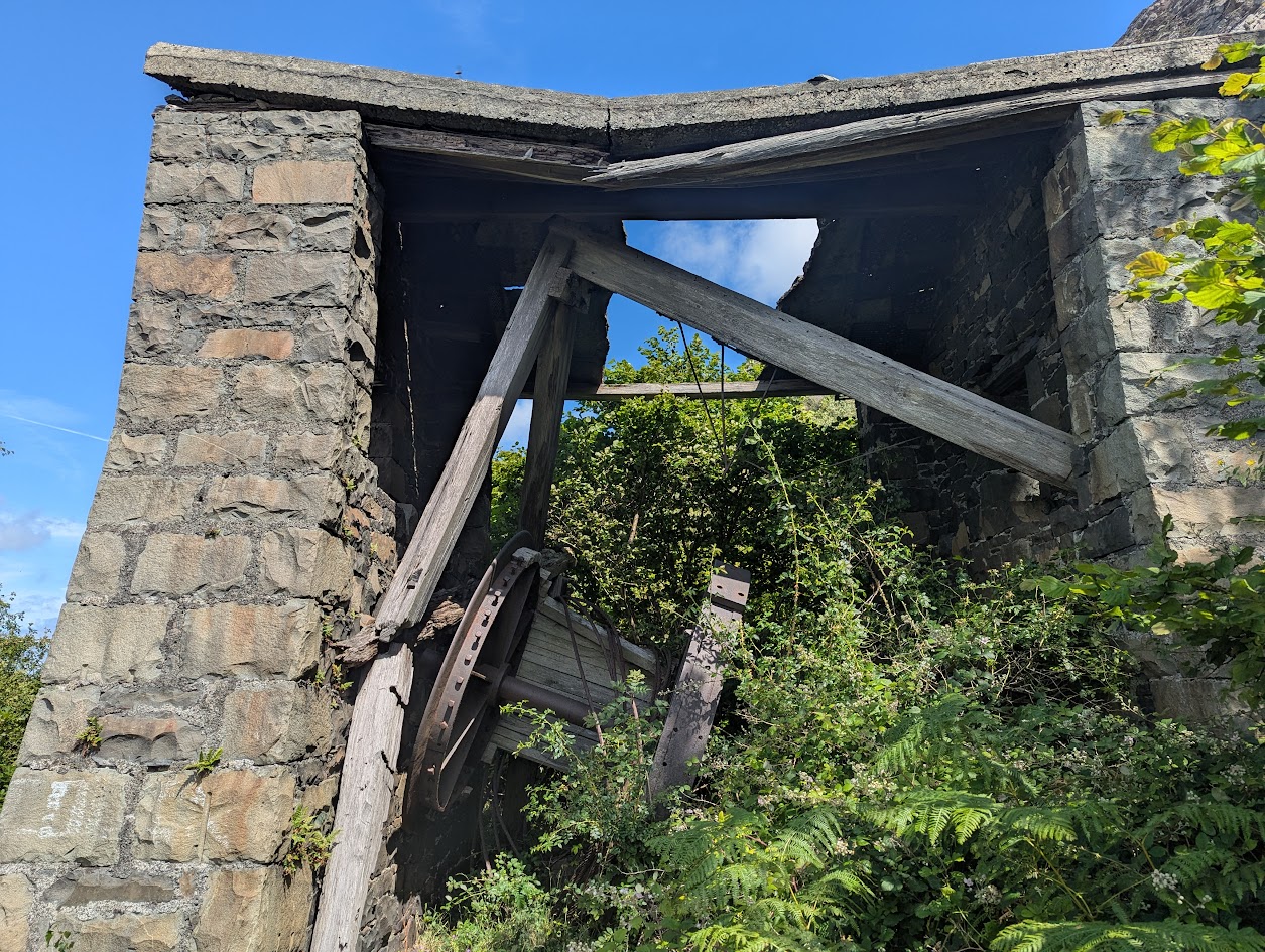 Drumhouse, submitted by BertyBasset on 16-11-2025.
© Robin Griffiths Drumhouse