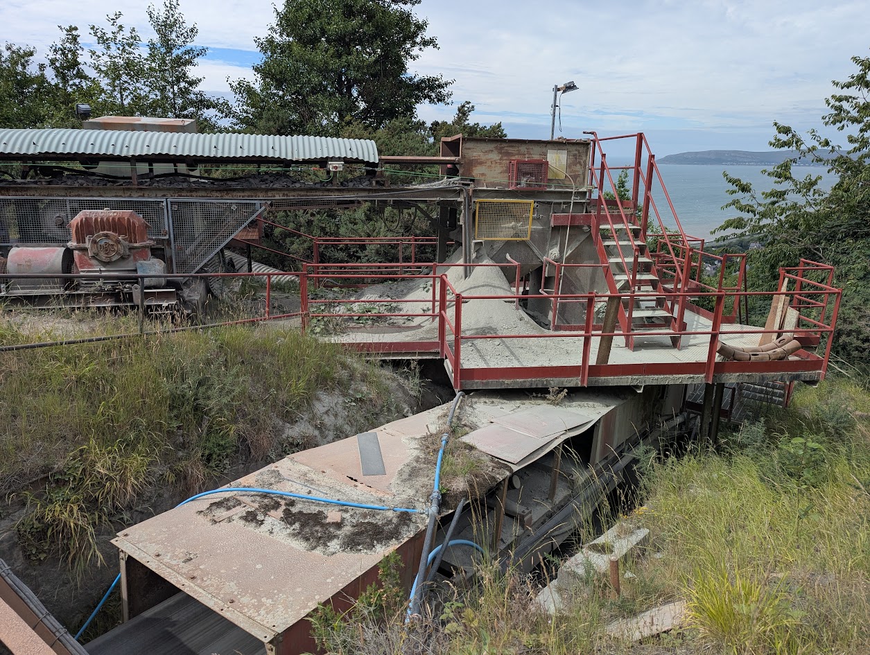 Conveyor, submitted by BertyBasset on 16-11-2025.
© Robin Griffiths Conveyor