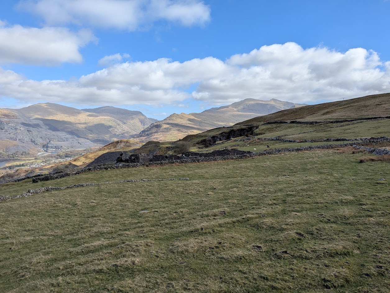  Bwlch y Groes Quarry from Cefn Du