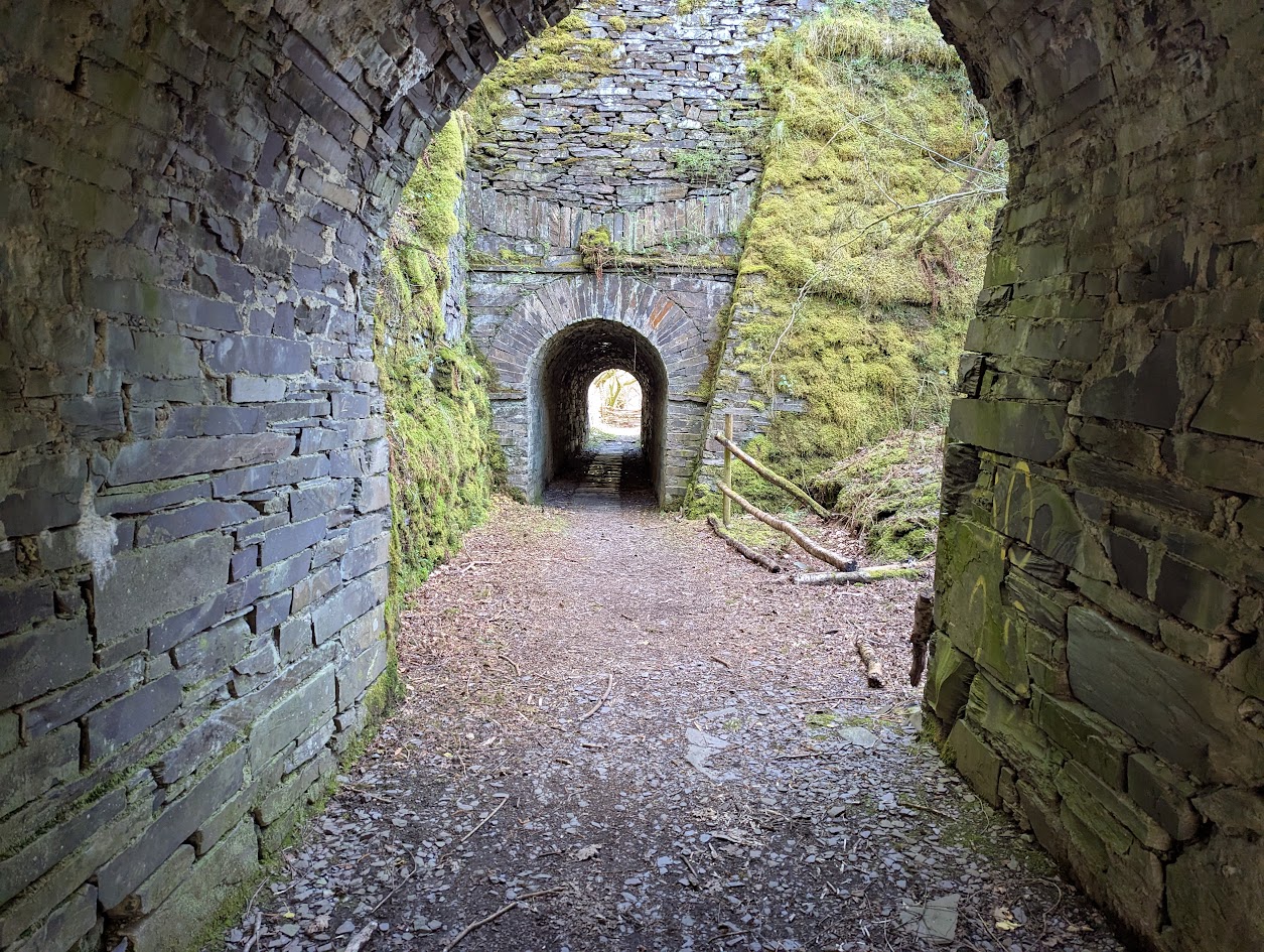 Dorothea - Tunnel through 'pyaramid'