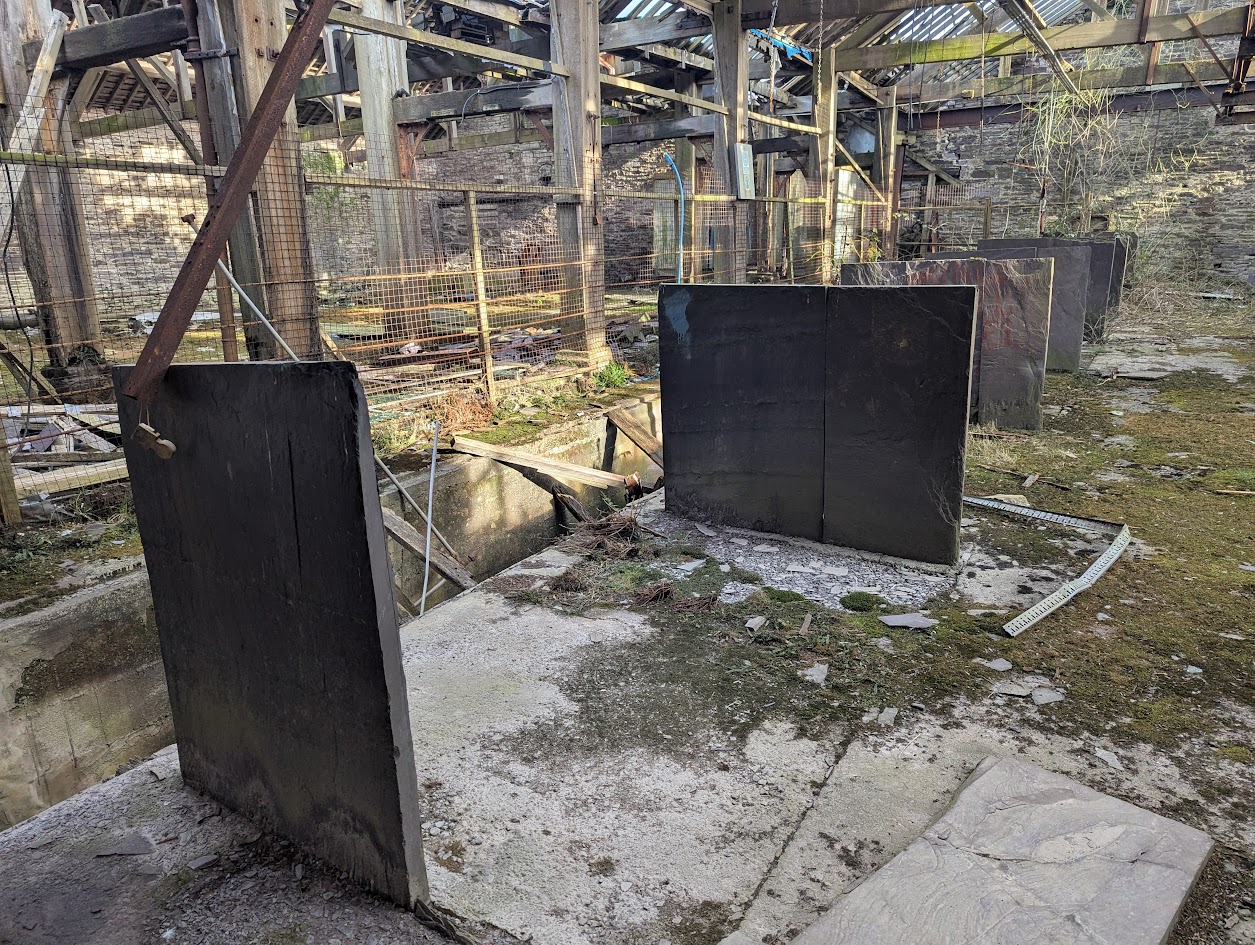 Penyrorsedd - 'modern' shed, submitted by BertyBasset on 08-05-2025.
© Robin Griffiths Penyrorsedd - 'modern' shed