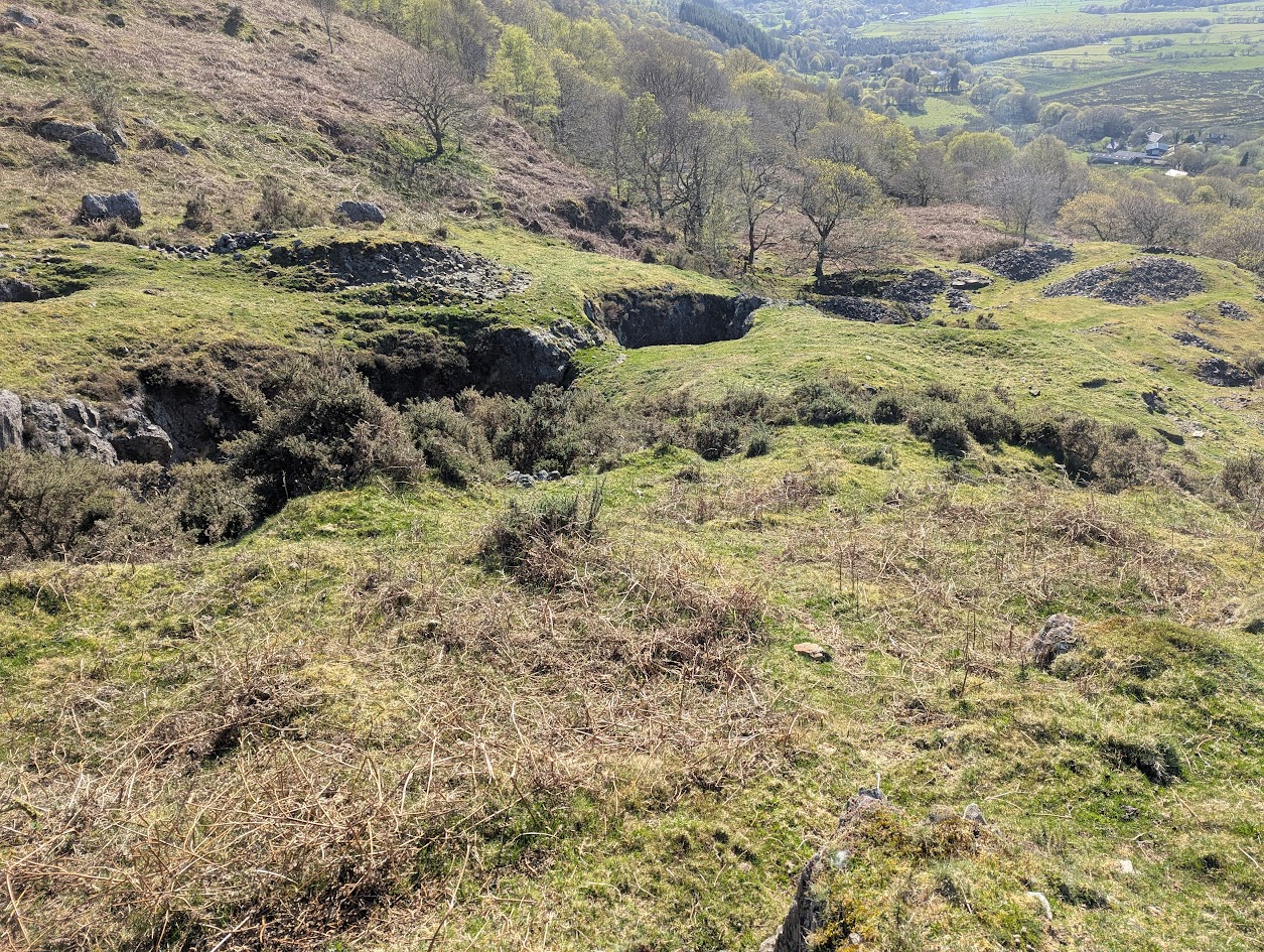 Bwlch y Plwm - top open stopes, submitted by BertyBasset on 08-05-2025.
© Robin Griffiths Bwlch y Plwm - top open stopes