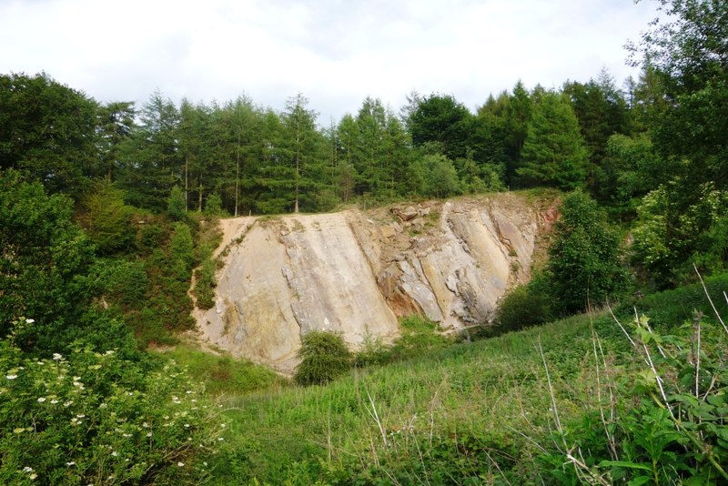 Edgehills Quarry, Plump Hill