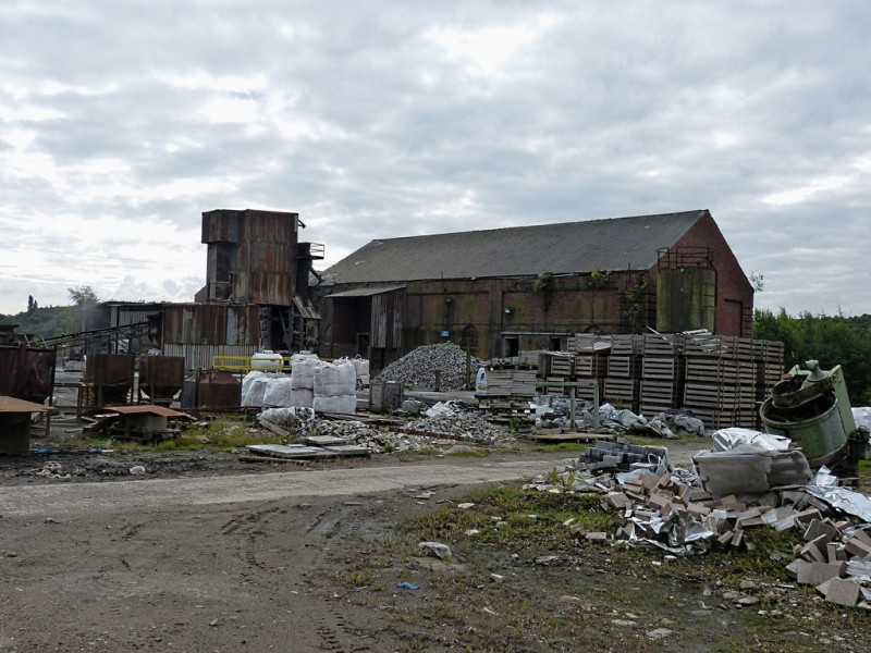 Remaining buildings of the former Harry Crofts colliery, now used by a quarry.