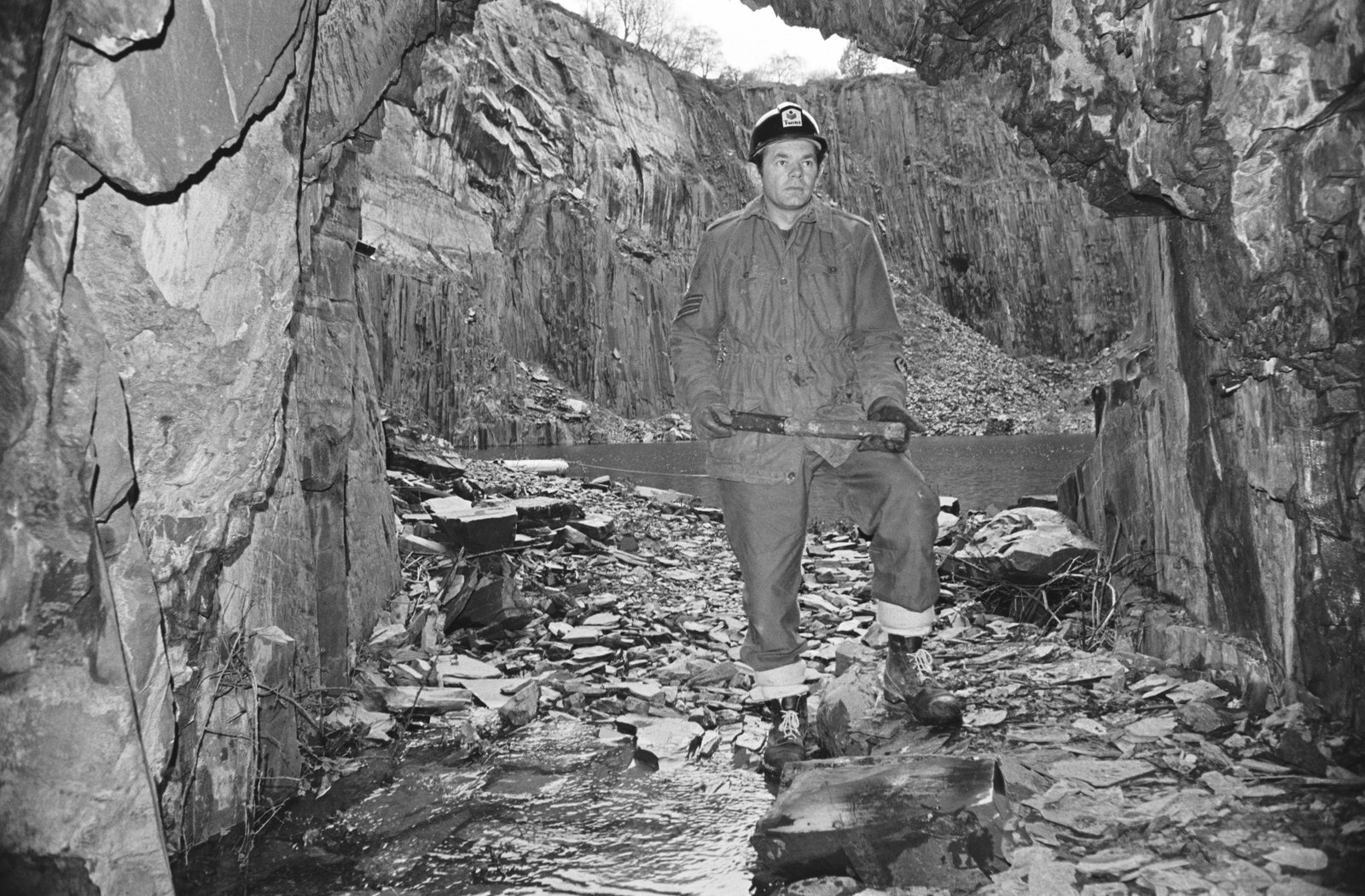 Llanberis bomb disposal
