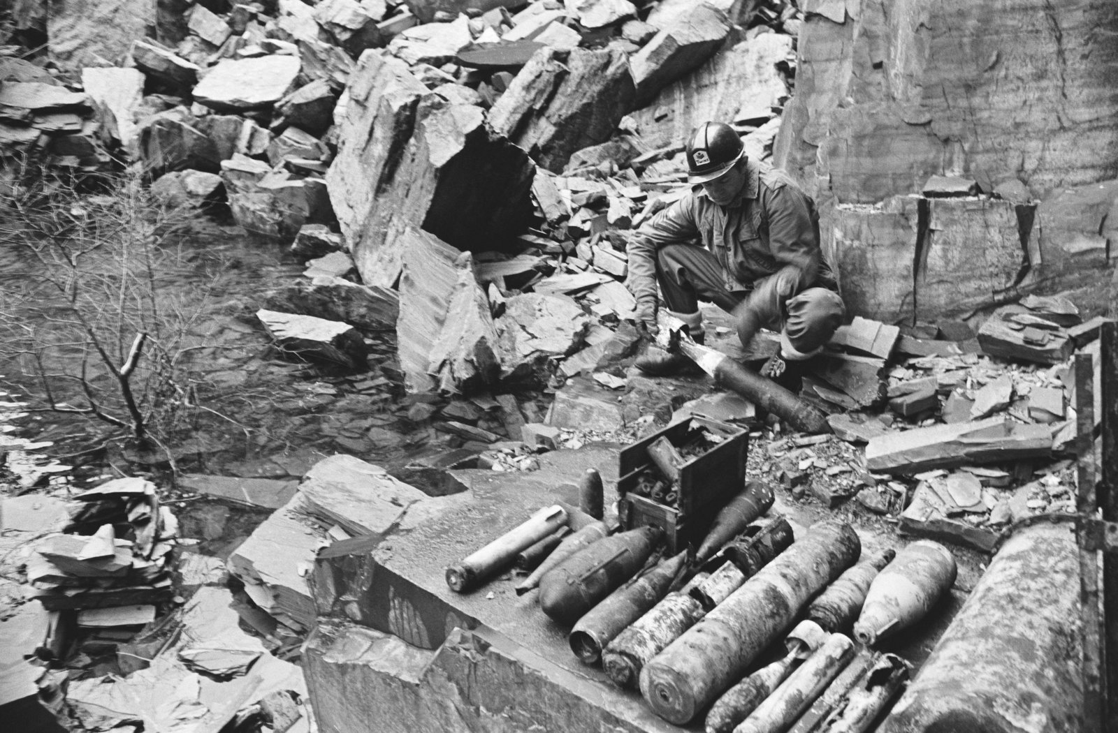 Llanberis bomb disposal