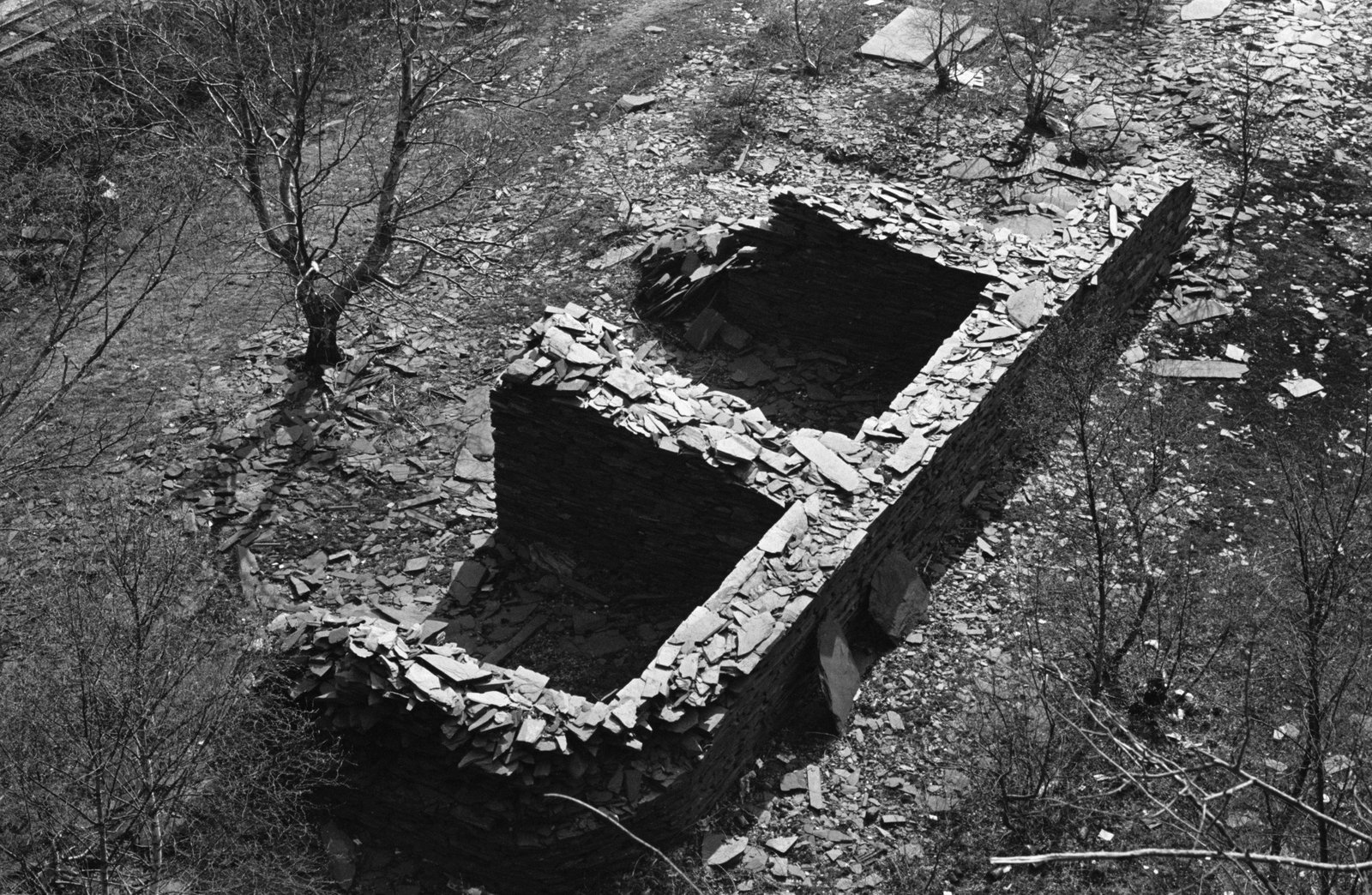 Goronwy Roberts, Minister of State for Wales, Penrhyn Quarry visit - 9 Apr 1965, submitted by Buddle-Bot on 01-04-2025.
© Geoff Charles https://creativecommons.org/licenses/by-sa/4.0/ http://www.llyfrgell.cymru Goronwy Roberts, Minister of State for Wales, Penrhyn Quarry visit - 9 Apr 1965