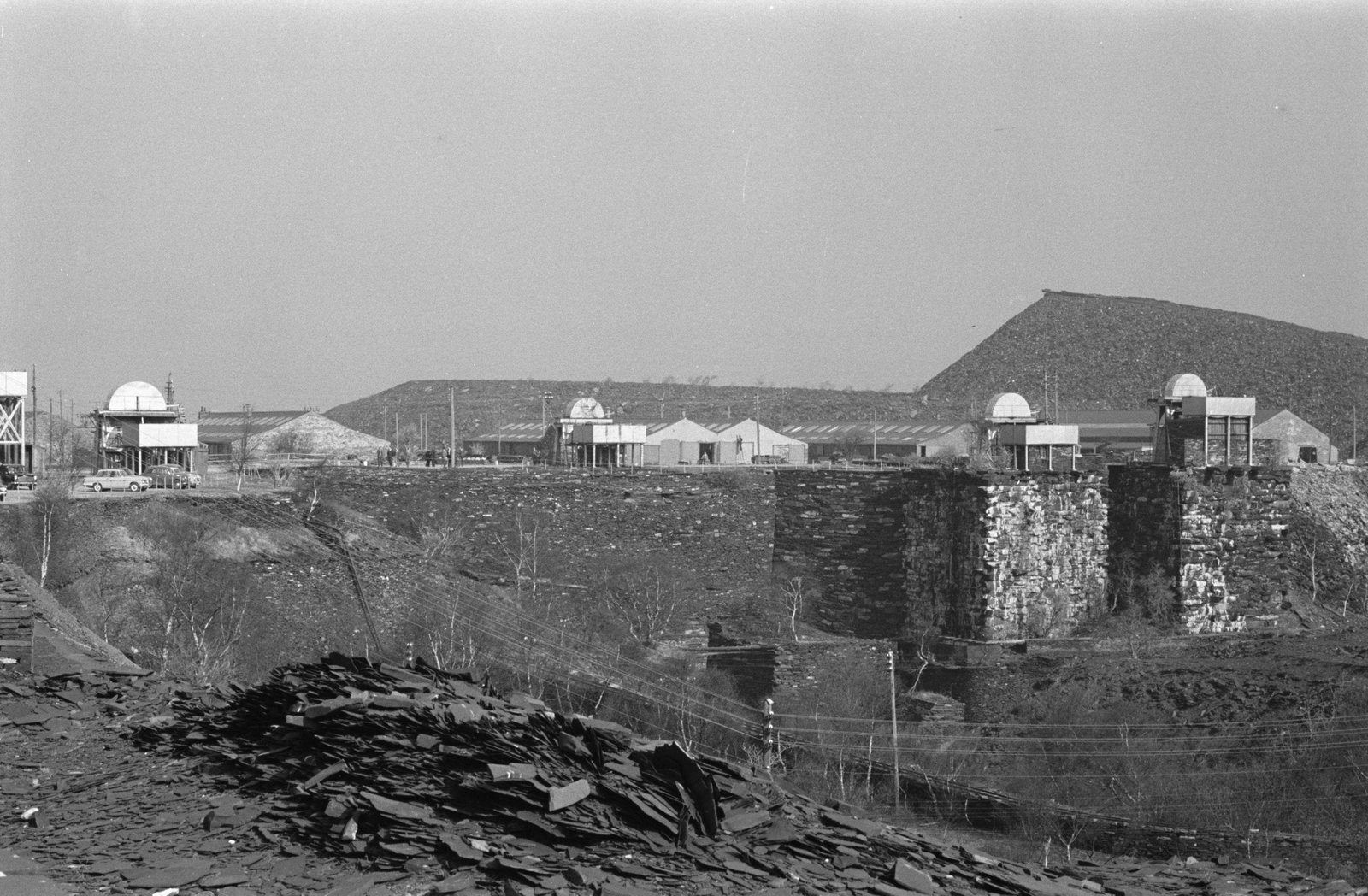 Goronwy Roberts, Minister of State for Wales, Penrhyn Quarry visit - 9 Apr 1965, submitted by Buddle-Bot on 01-04-2025.
© Geoff Charles https://creativecommons.org/licenses/by-sa/4.0/ http://www.llyfrgell.cymru Goronwy Roberts, Minister of State for Wales, Penrhyn Quarry visit - 9 Apr 1965
