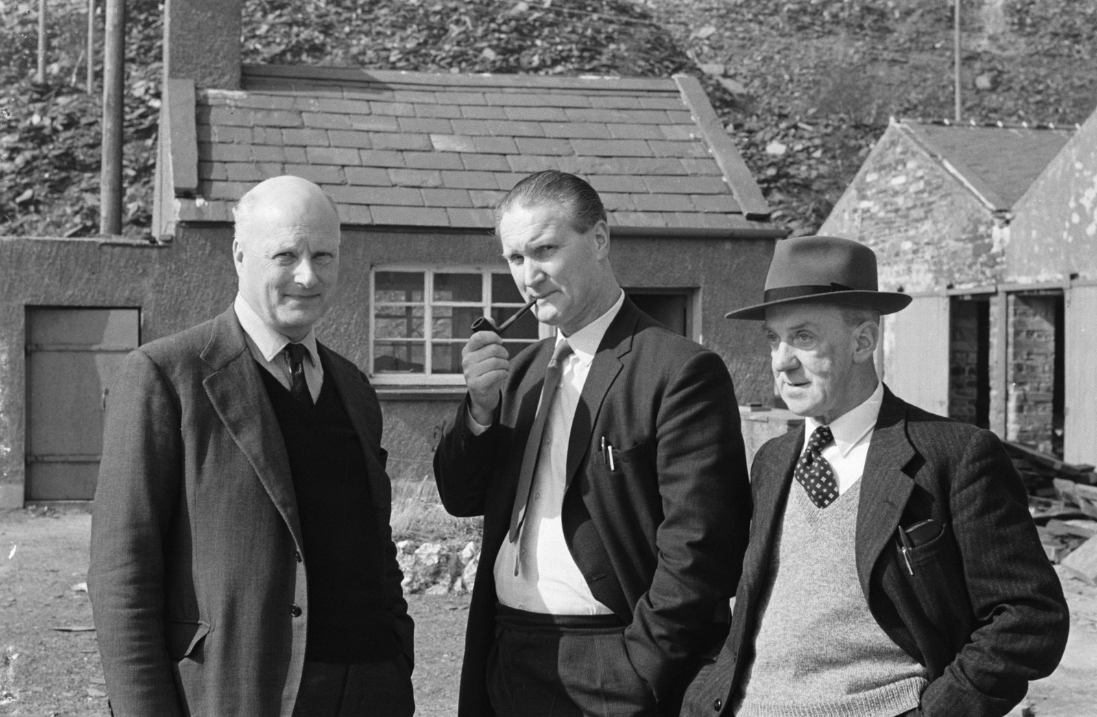 Goronwy Roberts, Minister of State for Wales, Penrhyn Quarry visit - 9 Apr 1965, submitted by Buddle-Bot on 01-04-2025.
© Geoff Charles https://creativecommons.org/licenses/by-sa/4.0/ http://www.llyfrgell.cymru Goronwy Roberts, Minister of State for Wales, Penrhyn Quarry visit - 9 Apr 1965