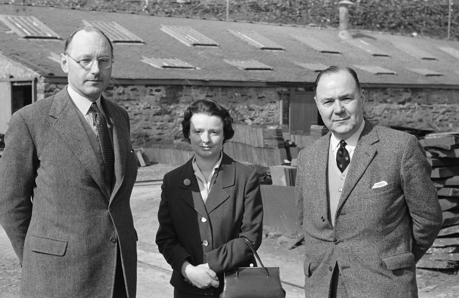 Goronwy Roberts, Minister of State for Wales, Penrhyn Quarry visit - 9 Apr 1965, submitted by Buddle-Bot on 01-04-2025.
© Geoff Charles https://creativecommons.org/licenses/by-sa/4.0/ http://www.llyfrgell.cymru Goronwy Roberts, Minister of State for Wales, Penrhyn Quarry visit - 9 Apr 1965