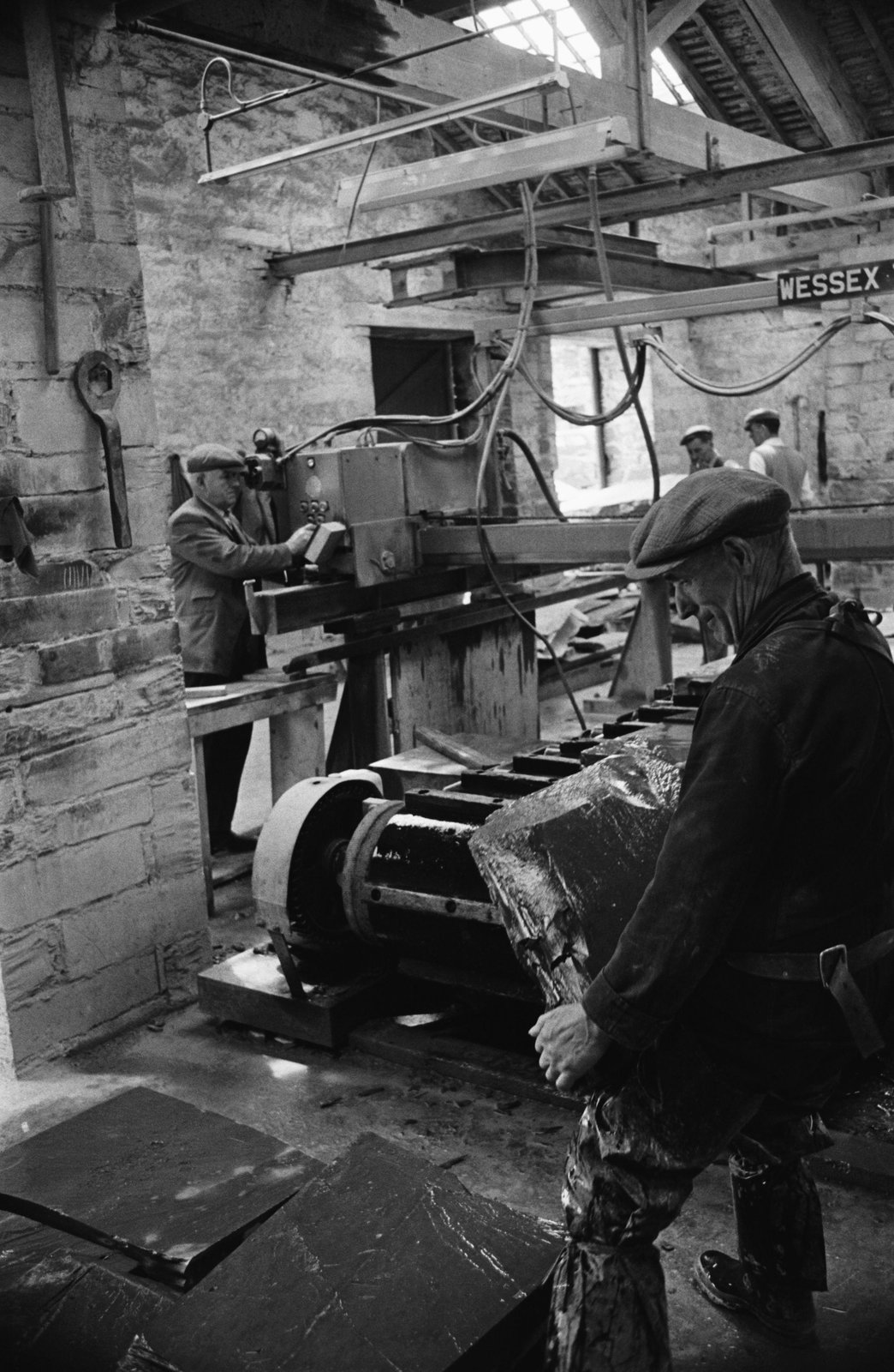 Penrhyn modernisation by Mc Alpine - 25 Jun, 1966, submitted by Buddle-Bot on 01-04-2025.
© Geoff Charles https://creativecommons.org/licenses/by-sa/4.0/ http://www.llyfrgell.cymru Penrhyn modernisation by Mc Alpine - 25 Jun, 1966
