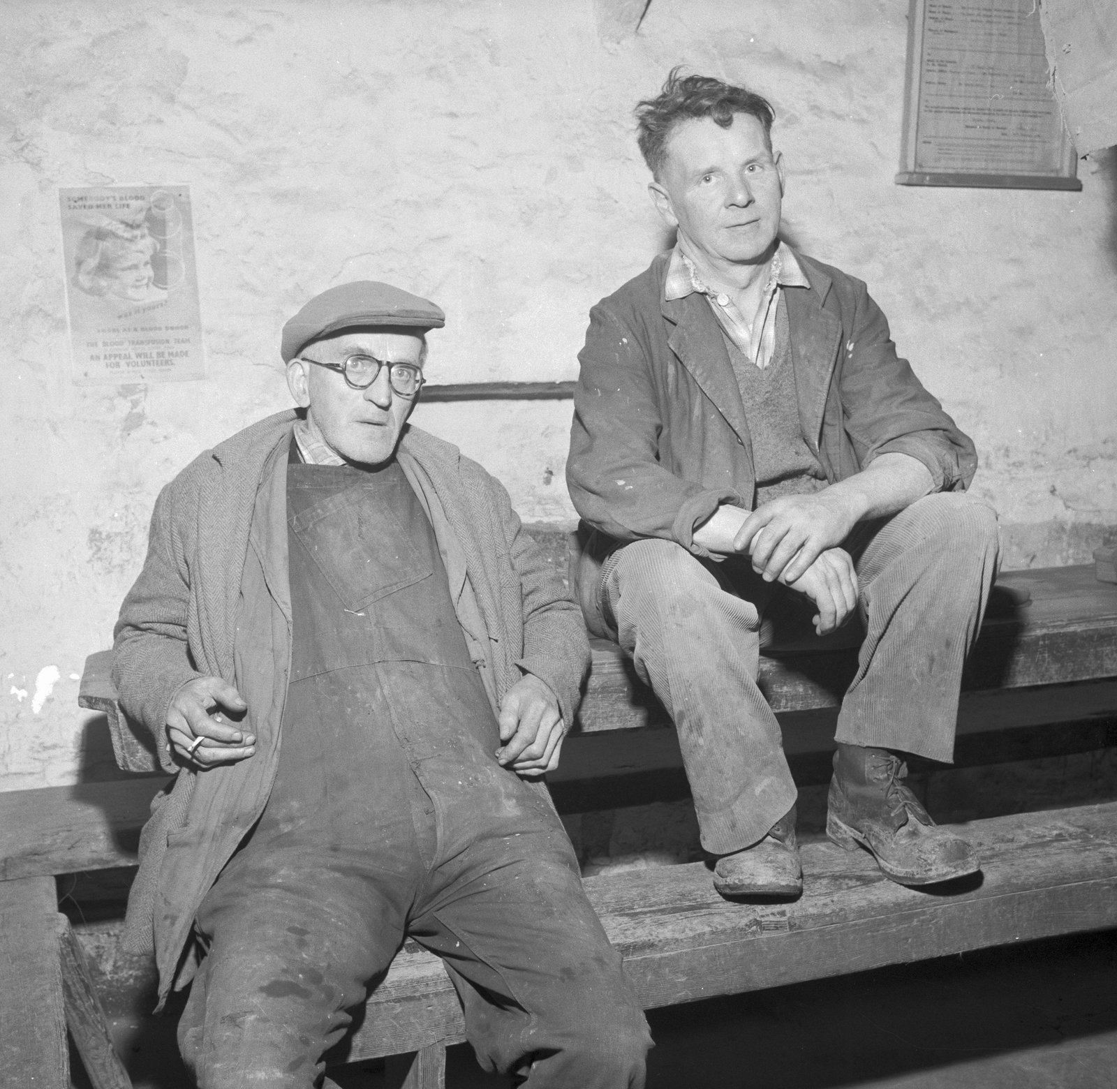 Last week at Foty Quarry - 11 Oct, 1962, submitted by Buddle-Bot on 01-04-2025.
© Geoff Charles https://creativecommons.org/licenses/by-sa/4.0/ http://www.llyfrgell.cymru Last week at Foty Quarry - 11 Oct, 1962