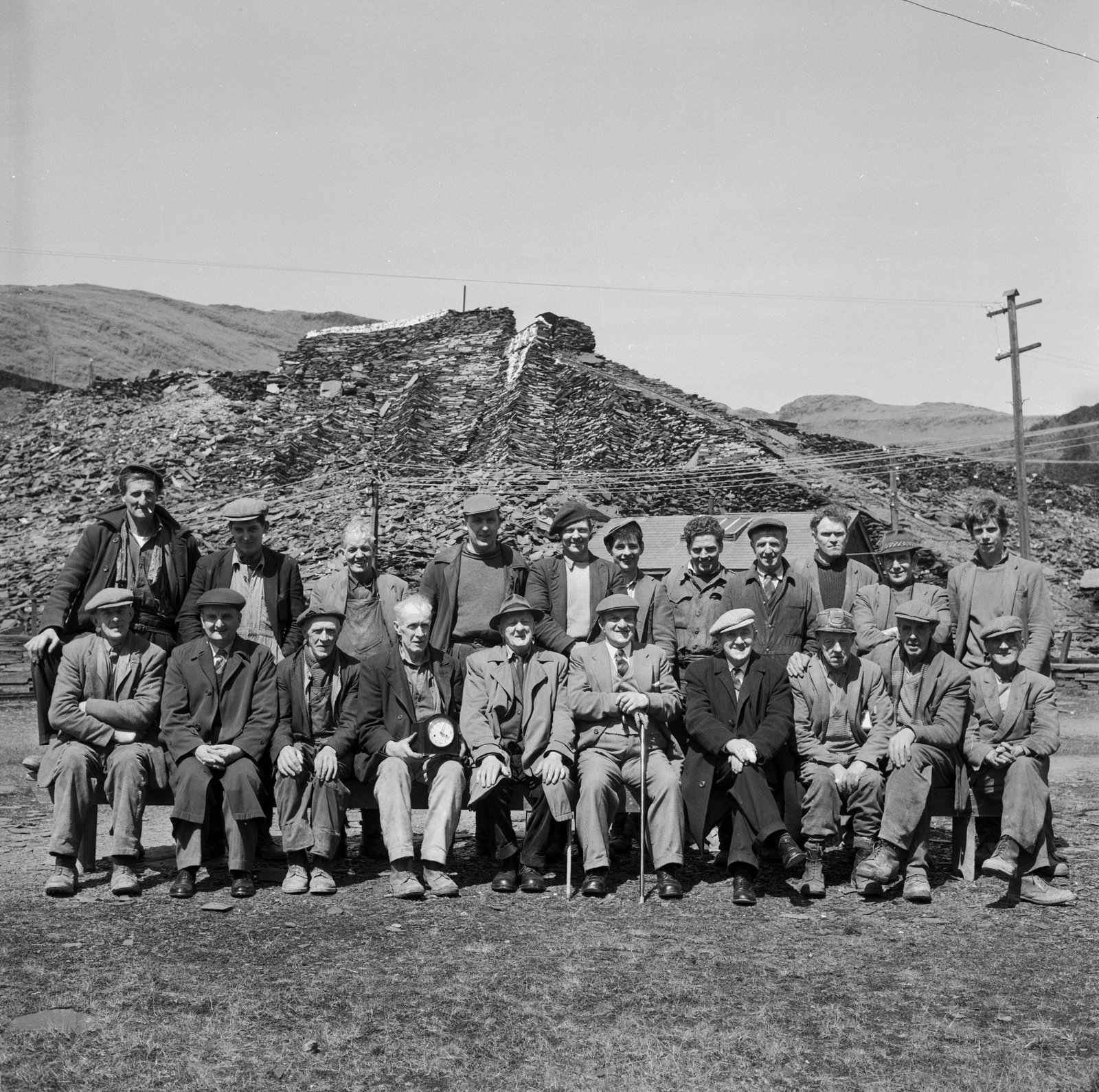 Retirement of 2 quarrymen, Llechwedd - 21 May 1964, submitted by Buddle-Bot on 01-04-2025.
© Geoff Charles https://creativecommons.org/licenses/by-sa/4.0/ http://www.llyfrgell.cymru Retirement of 2 quarrymen, Llechwedd - 21 May 1964