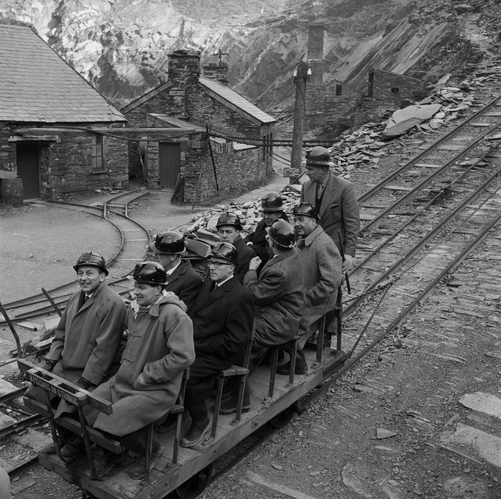 Sir Keith Joseph Oakeley Quarry visit - Jan 23, 1964, submitted by Buddle-Bot on 01-04-2025.
© Geoff Charles https://creativecommons.org/licenses/by-sa/4.0/ http://www.llyfrgell.cymru Sir Keith Joseph Oakeley Quarry visit - Jan 23, 1964