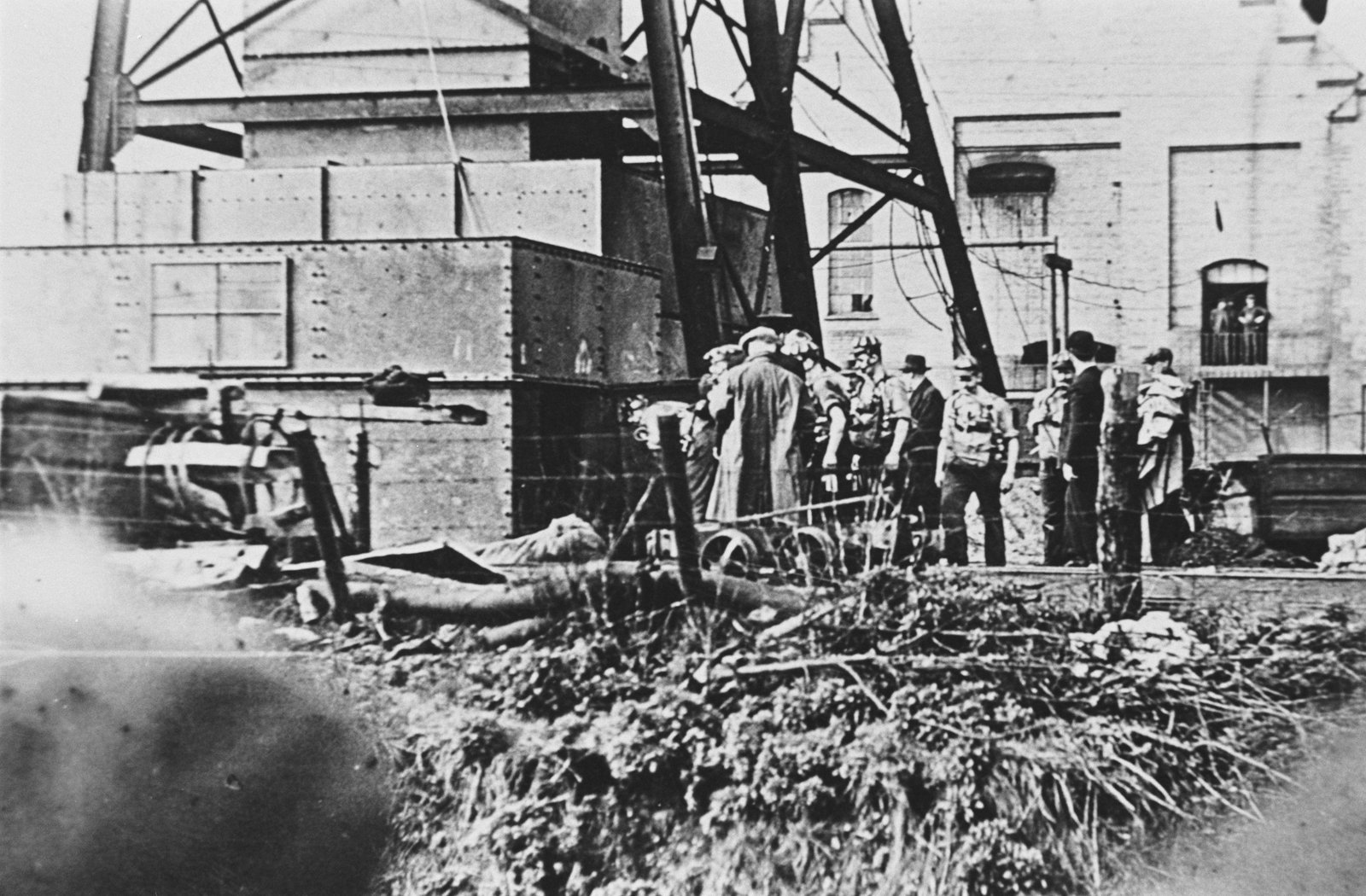 Gresford disaster aftermath - 1 May, 1972