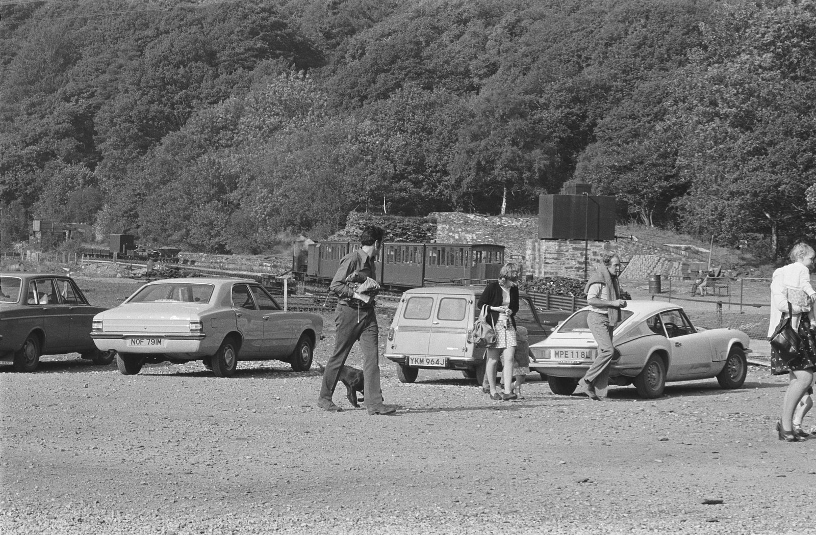 Dinorwig slate museum - 4 Oct, 1973, submitted by Buddle-Bot on 01-04-2025.
© Geoff Charles https://creativecommons.org/licenses/by-sa/4.0/ http://www.llyfrgell.cymru Dinorwig slate museum - 4 Oct, 1973