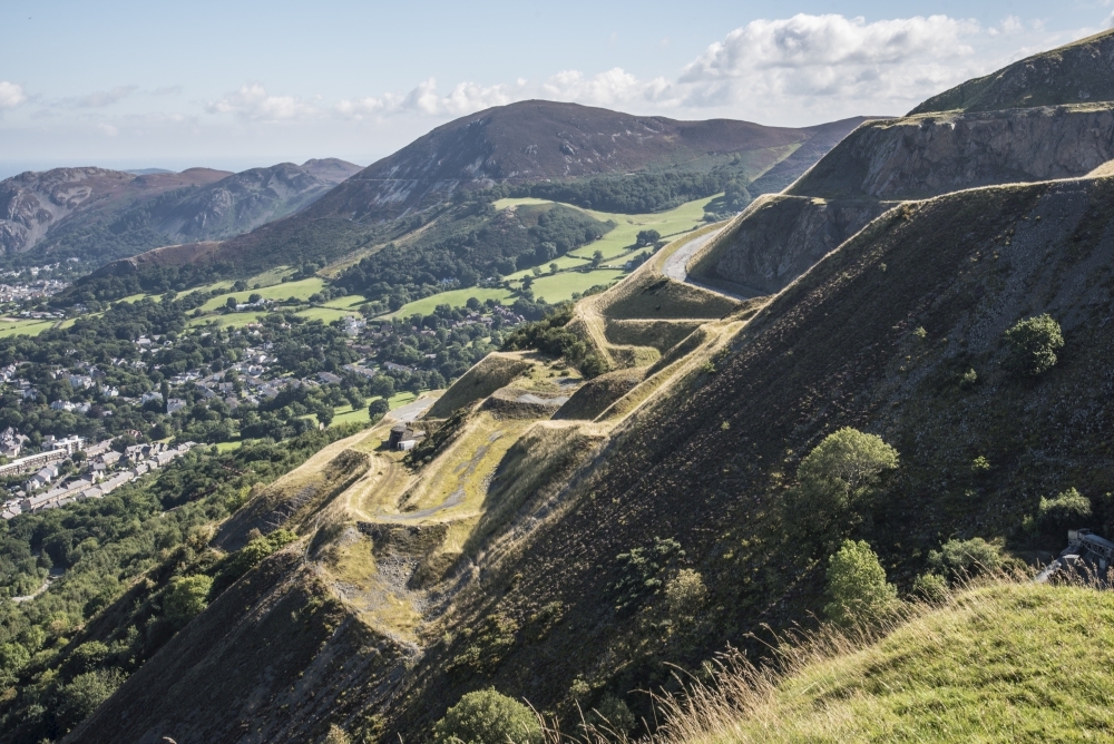 Oblique view post landscaping, submitted by ilt on 23-01-2025.
© Iain Taylor Oblique view post landscaping