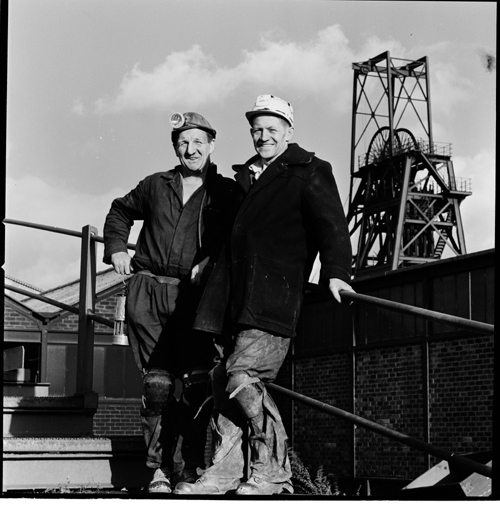 Image of Miners at Gedling colliery, submitted by Buddle-Bot on 01-03-2025.
with permission © Harold White https://www.ncm.org.uk/collections/topics/harold-white/ Image of Miners at Gedling colliery