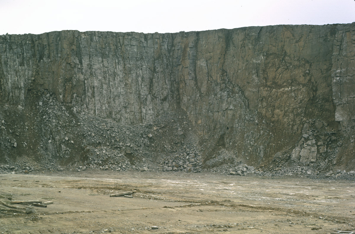 May 1973 - Buxton Quarry, Hind Low, near Buxton. Looking SSW.