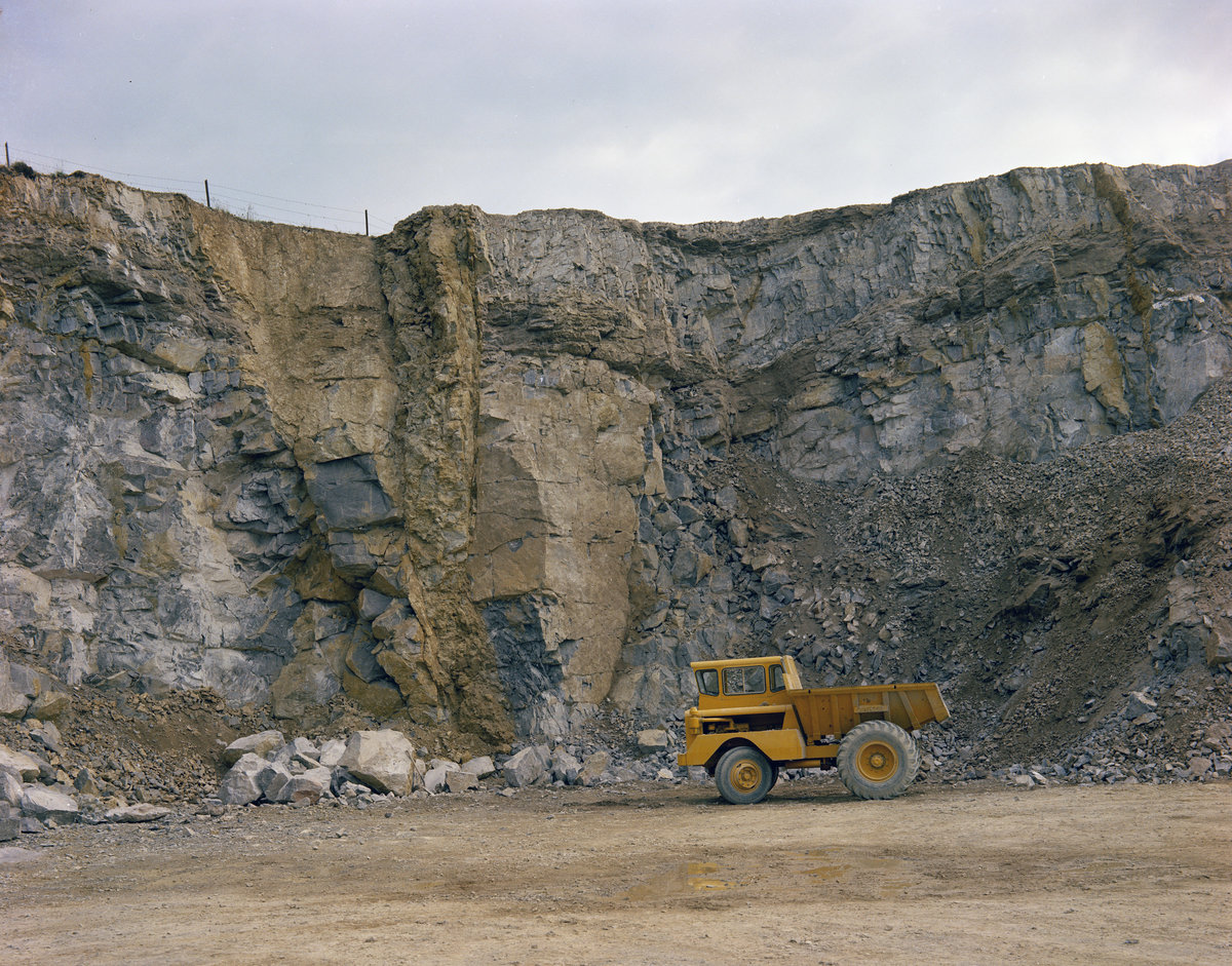 1961 - Holwell Quarries. Looking NW.