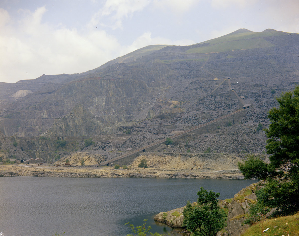Jul 1968 - Dinorwic Slate Quarries, Llanberis. Looking NNW.