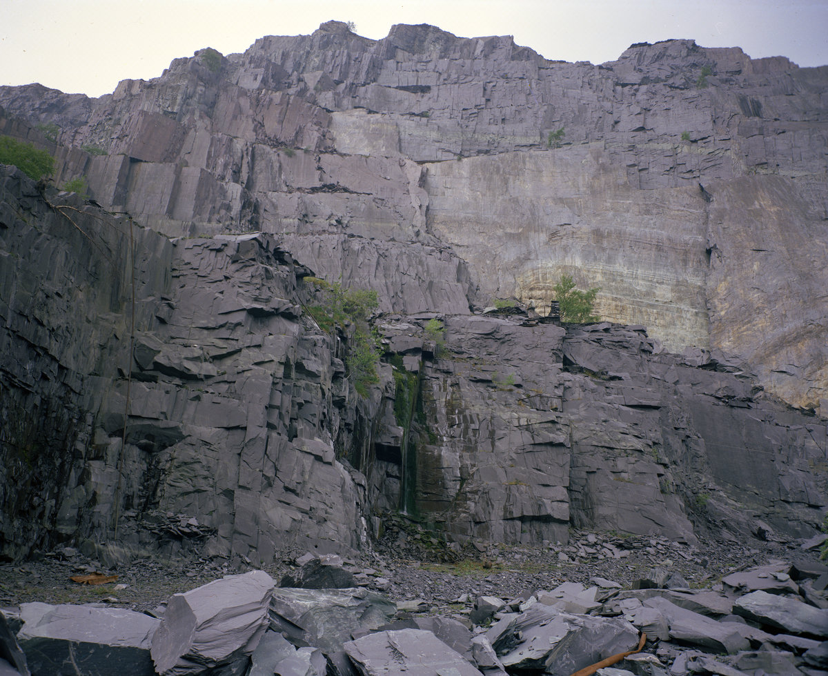 May 1974 - Penrhyn Quarry, Bethesda. Looking WNW., submitted by Buddle-Bot on 08-11-2025.
Bgs No. P007084; Thornton, K.E.; © NERC. Image & Text: BGS Geoscenic, under OGL V2 License http://bit.ly/462AXmV May 1974 - Penrhyn Quarry, Bethesda. Looking WNW.