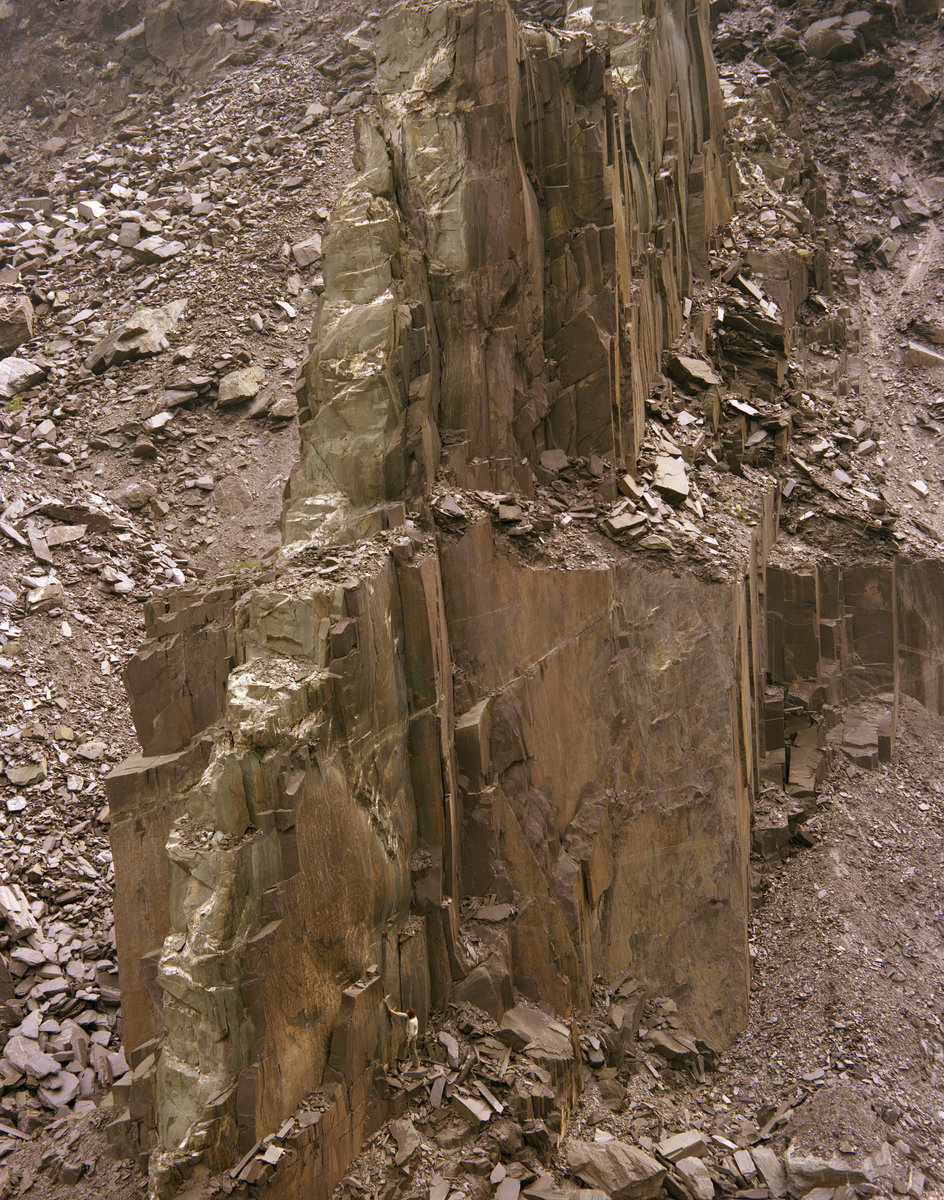 May 1974 - Penrhyn Quarry, Bethesda. Looking ENE., submitted by Buddle-Bot on 08-11-2025.
Bgs No. P007087; Thornton, K.E.; © NERC. Image & Text: BGS Geoscenic, under OGL V2 License http://bit.ly/462AXmV May 1974 - Penrhyn Quarry, Bethesda. Looking ENE.