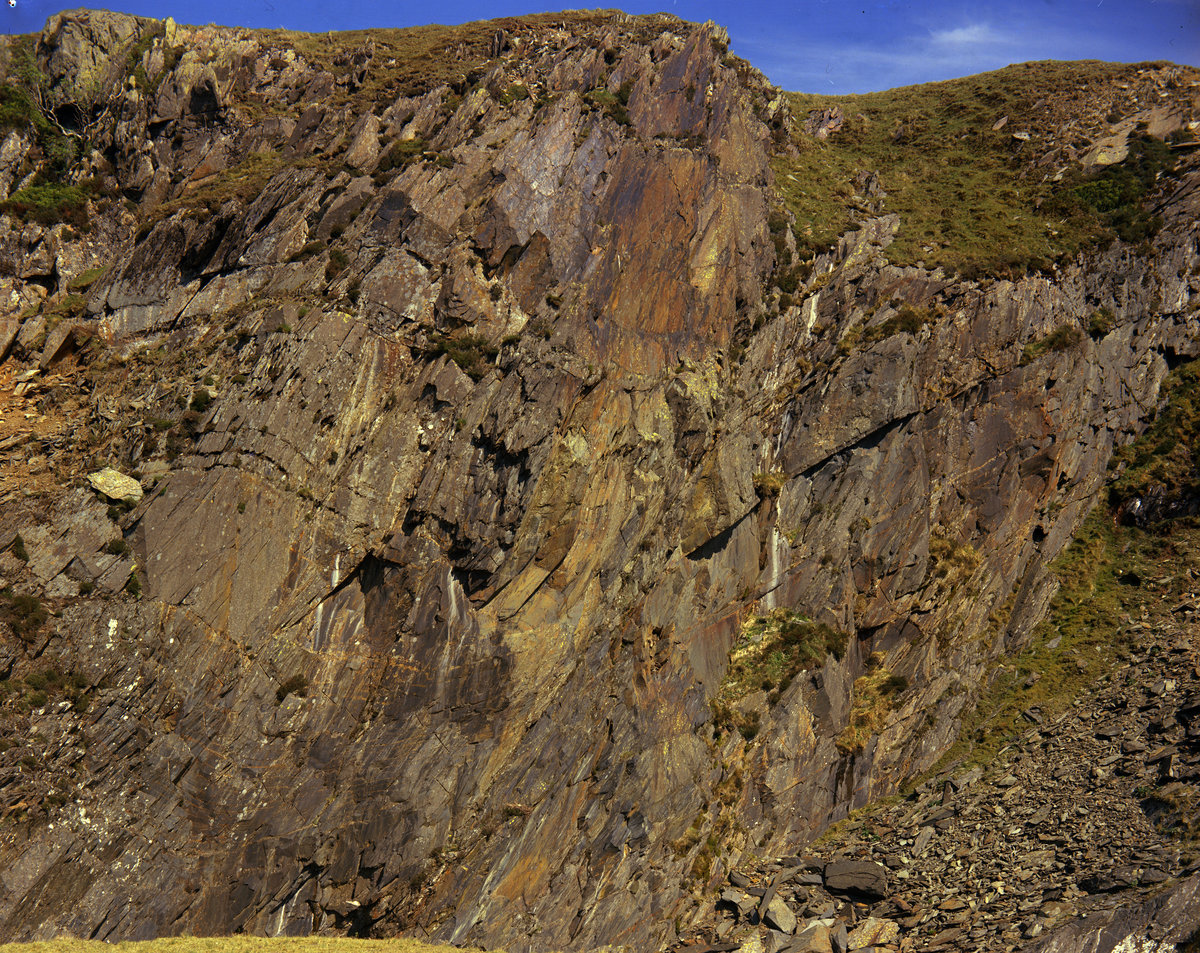 May 1975 - Slate quarry, S. of Cedryn, Cwm Eigiau. Looking SE.