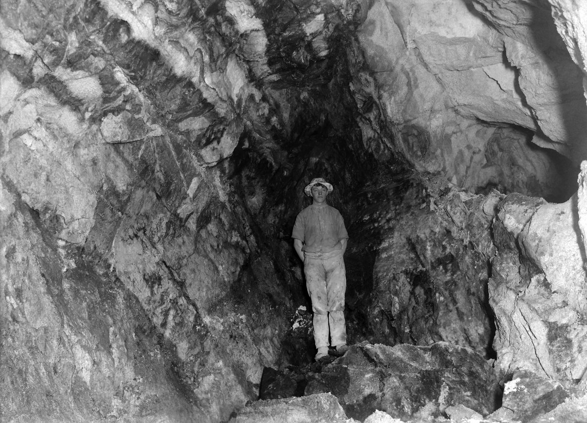Nov 1904 - The Bunny Mine, St. Austell.