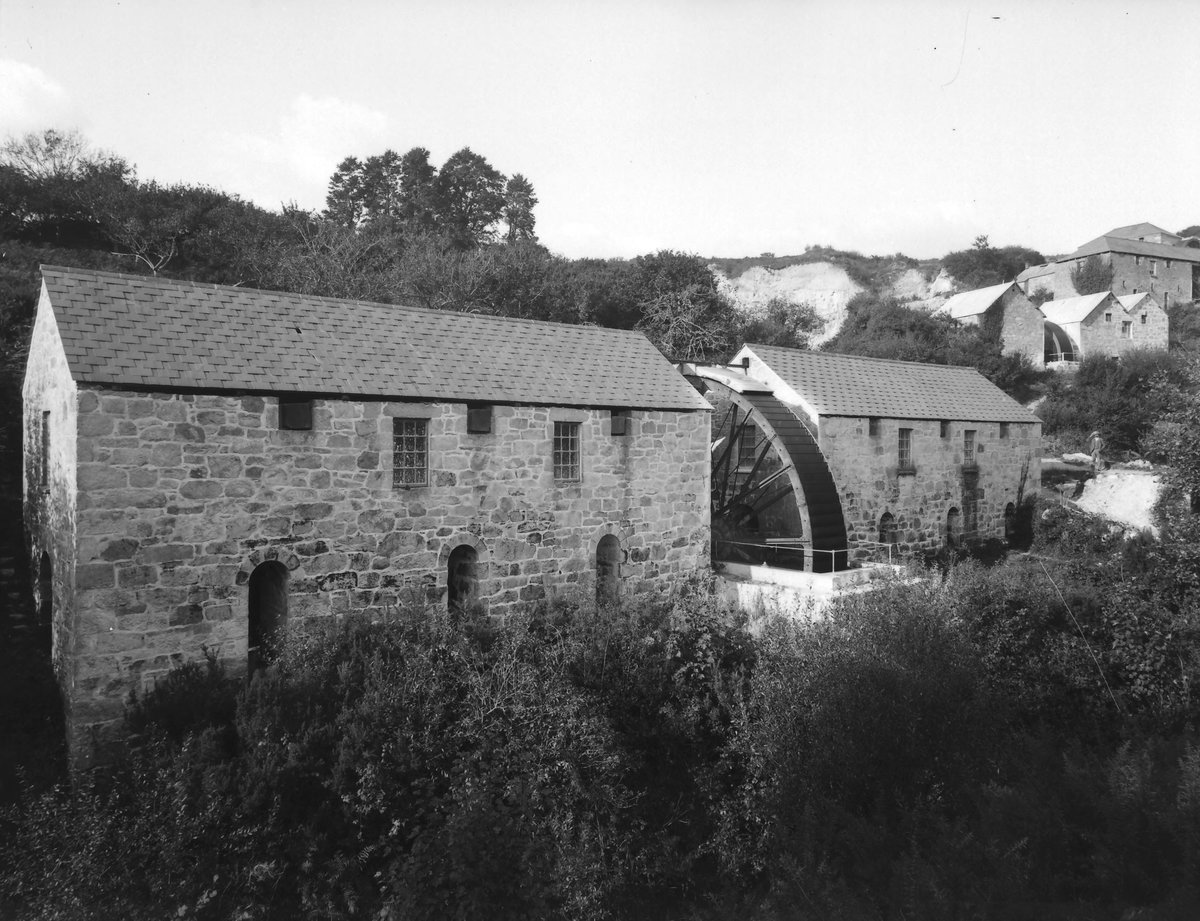 May 1905 - Tregargus Mill, St. Stephen-in-Brannel. Looking NE., submitted by Buddle-Bot on 08-11-2025.
Bgs No. P200211; Hall, T.C.; © Crown. Image & Text: BGS Geoscenic, under OGL V2 License http://bit.ly/462AXmV May 1905 - Tregargus Mill, St. Stephen-in-Brannel. Looking NE.