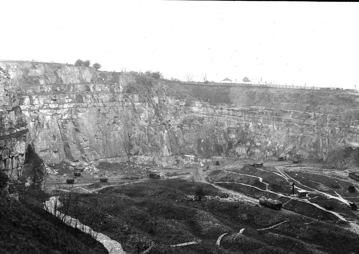 3 May 1911 - Hilt's Quarry, Crich. Looking NNE.