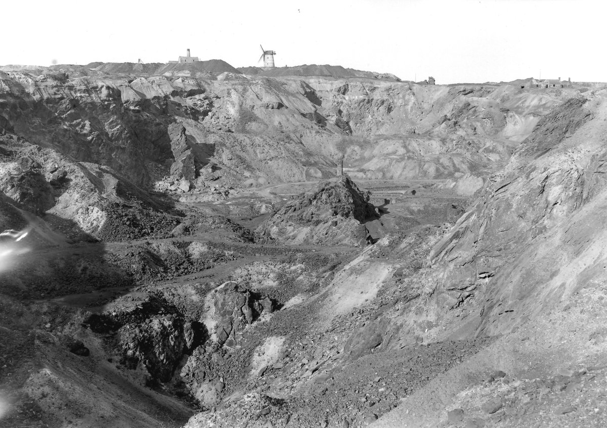 18 Aug 1911 - West Pit, Parys Mountain. Looking NE., submitted by Buddle-Bot on 08-11-2025.
Bgs No. P201231; Rhodes, J.; © Crown. Image & Text: BGS Geoscenic, under OGL V2 License http://bit.ly/462AXmV 18 Aug 1911 - West Pit, Parys Mountain. Looking NE.