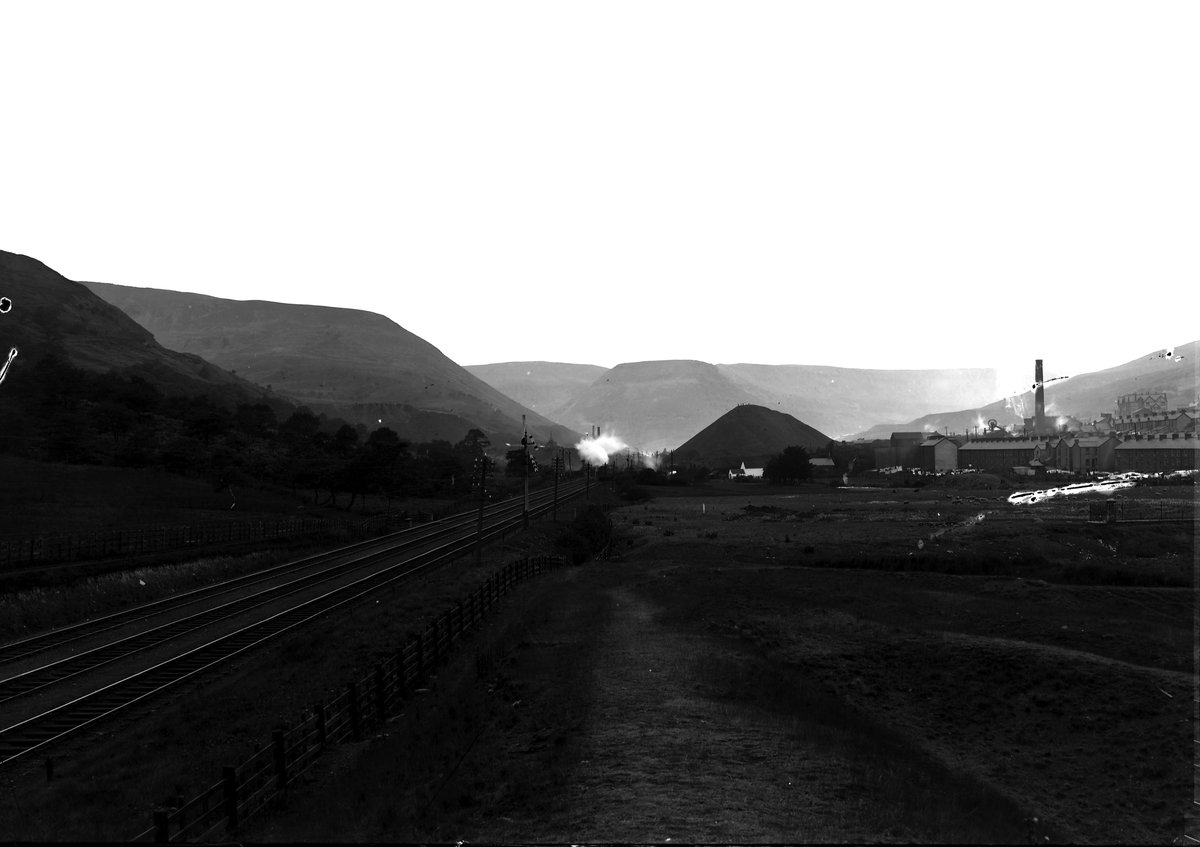 14 Aug 1913 - View of Rhondda Valley with Pen Puch in distance. Looking NW.