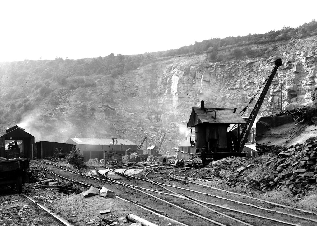 12 Aug 1913 - Macray and Davies Blue Pennant Stone Quarries, Craig-yr-Esg, Pontypridd. Looking NNE.