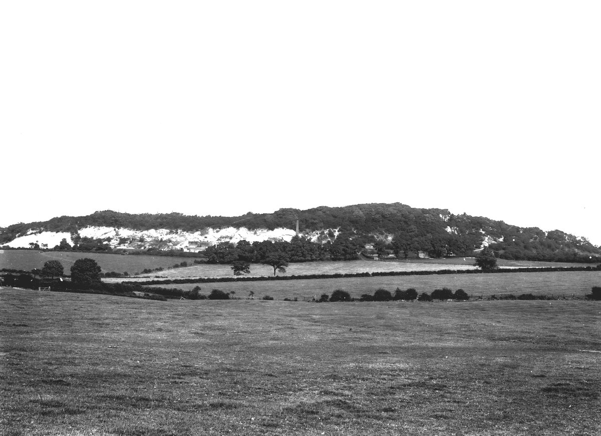 Jul 1922 - Wrens Nest Hill, Dudley. Looking E.