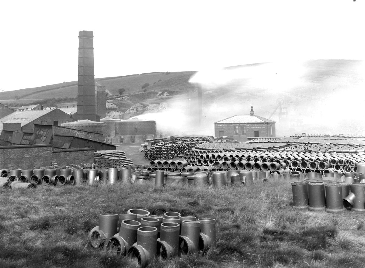 Aug 1923 - Starring Potteries, Littleborough. Looking NW., submitted by Buddle-Bot on 08-11-2025.
Bgs No. P202486; Rhodes, J.; © Crown. Image & Text: BGS Geoscenic, under OGL V2 License http://bit.ly/462AXmV Aug 1923 - Starring Potteries, Littleborough. Looking NW.