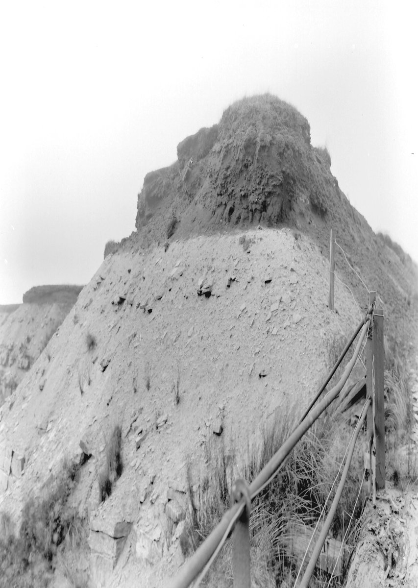 Sep 1923 - Ding Quarry, Rowley Moor. Looking NW., submitted by Buddle-Bot on 08-11-2025.
Bgs No. P202570; Rhodes, J.; © Crown. Image & Text: BGS Geoscenic, under OGL V2 License http://bit.ly/462AXmV Sep 1923 - Ding Quarry, Rowley Moor. Looking NW.