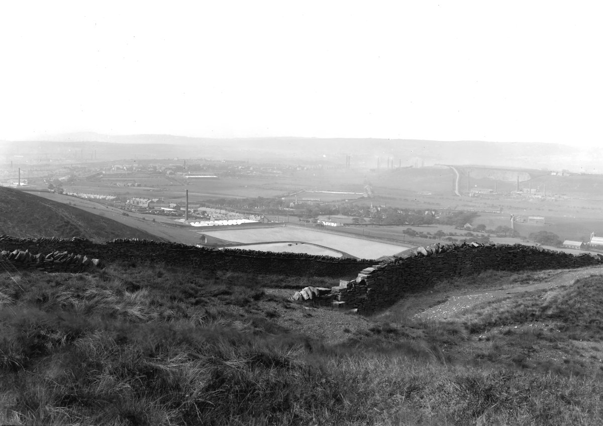 Sep 1923 - From near Rake Head House, Accrington. Looking WNW., submitted by Buddle-Bot on 08-11-2025.
Bgs No. P202582; Rhodes, J.; © Crown. Image & Text: BGS Geoscenic, under OGL V2 License http://bit.ly/462AXmV Sep 1923 - From near Rake Head House, Accrington. Looking WNW.