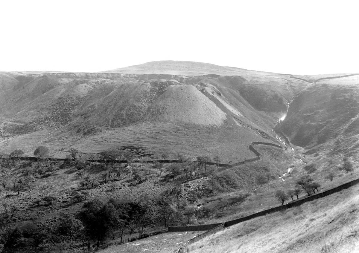 Sep 1923 - From near Rake Head House, Accrington. Looking SE., submitted by Buddle-Bot on 08-11-2025.
Bgs No. P202583; Rhodes, J.; © Crown. Image & Text: BGS Geoscenic, under OGL V2 License http://bit.ly/462AXmV Sep 1923 - From near Rake Head House, Accrington. Looking SE.