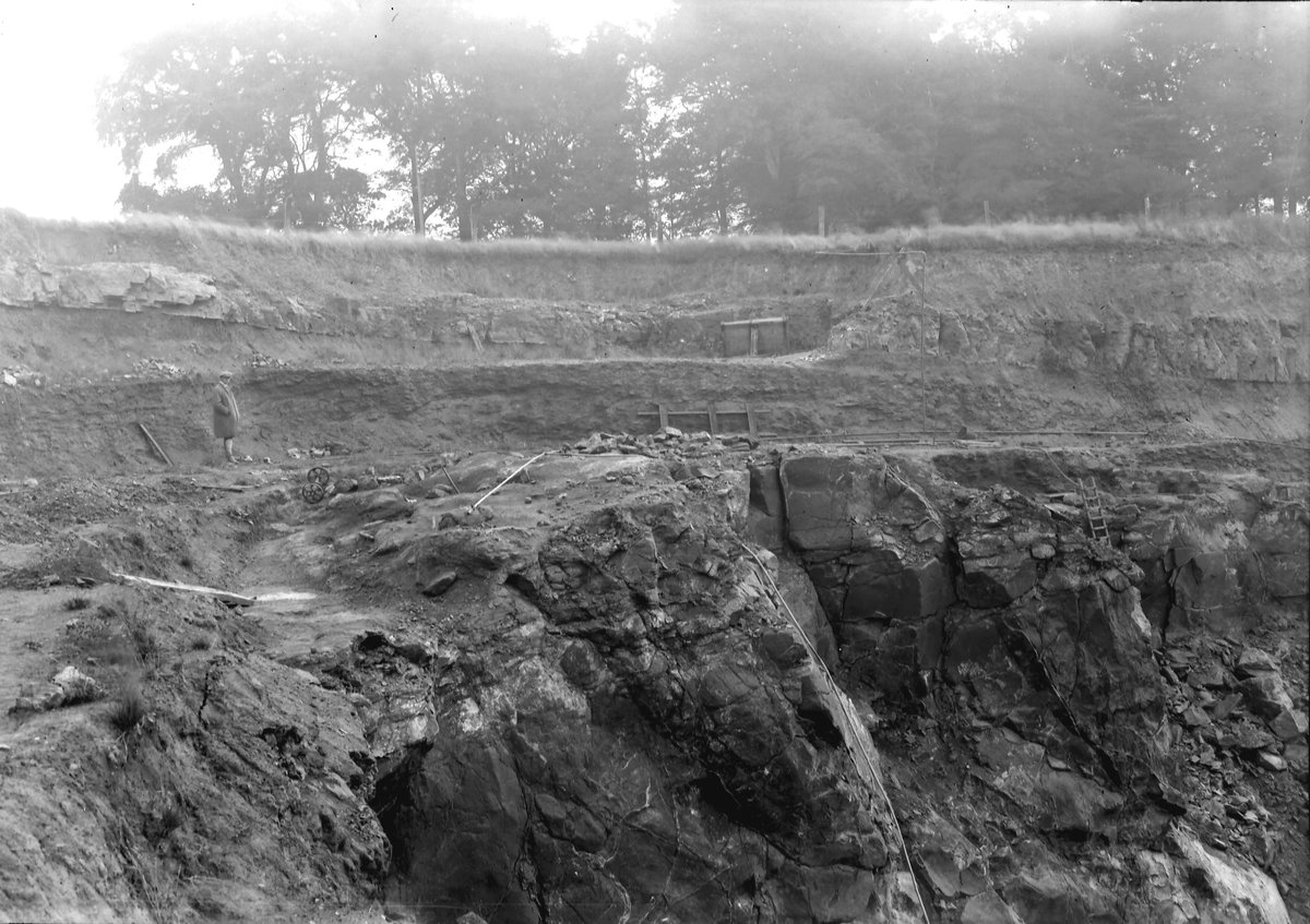 Sep 1924 - Basalt quarry, Horsehay, Coalbrookdale. Looking E.
