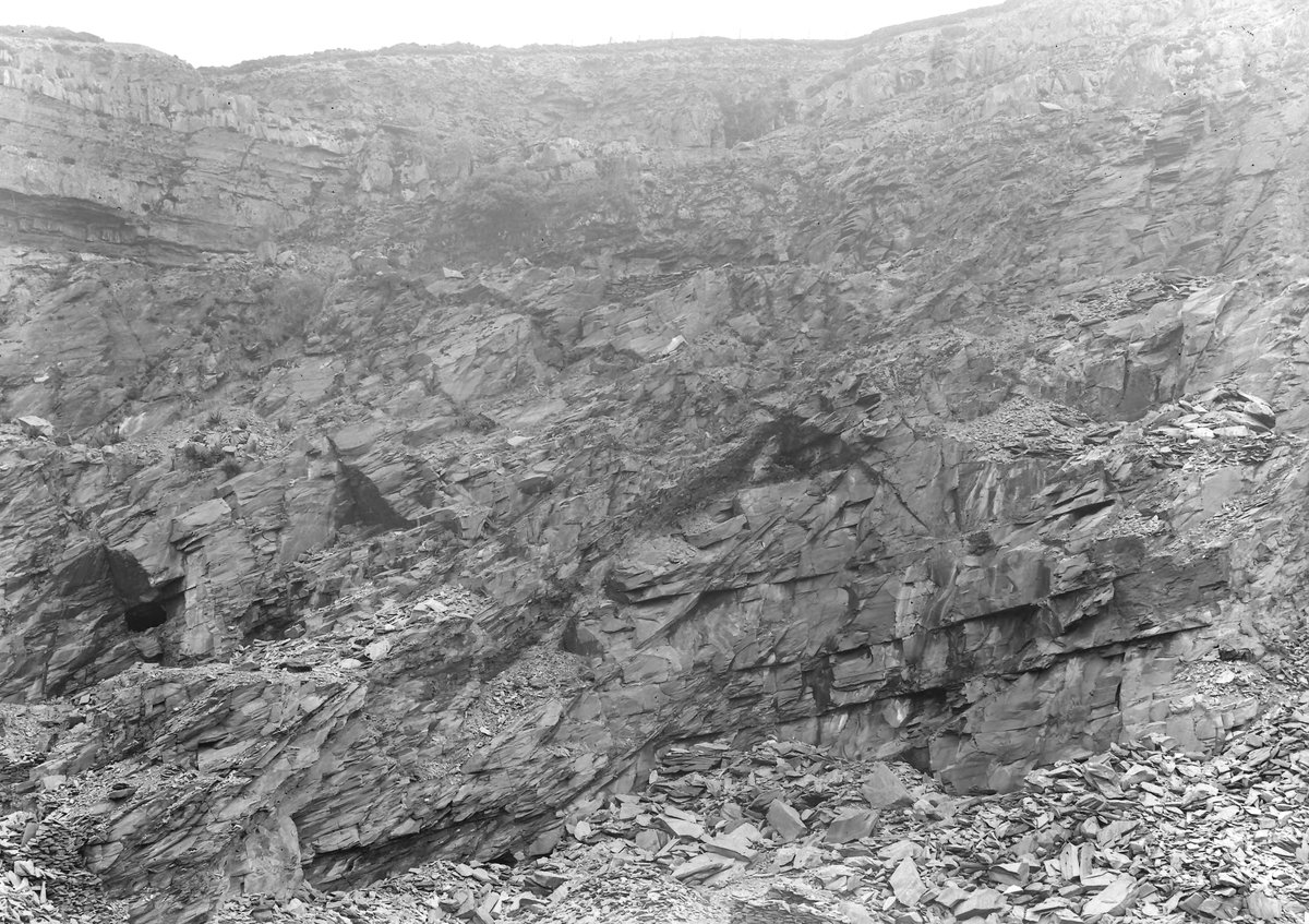 Jul 1925 - Corwen Slate Mine, about 2 m. E. of Corwen. Looking SE.