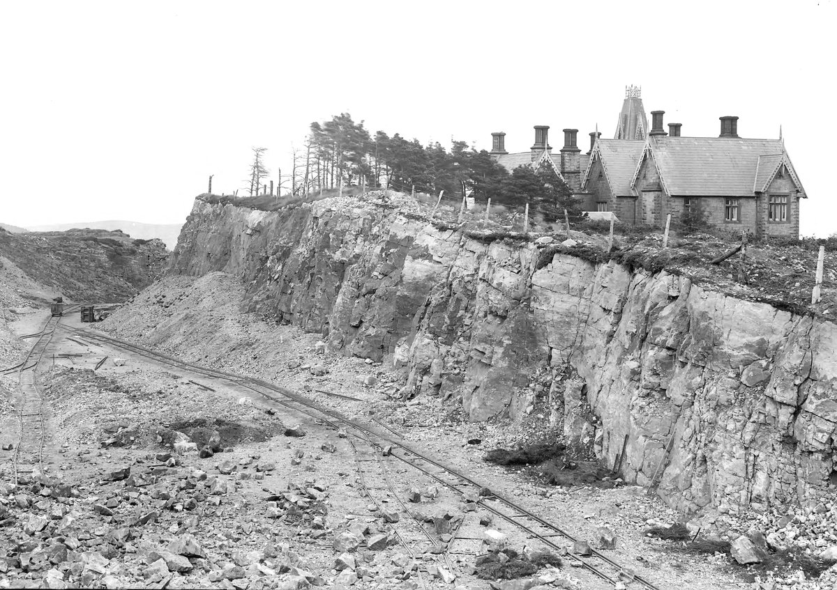Jul 1925 - Bwlch-Gwyn Ganister Quarries. Looking NE.