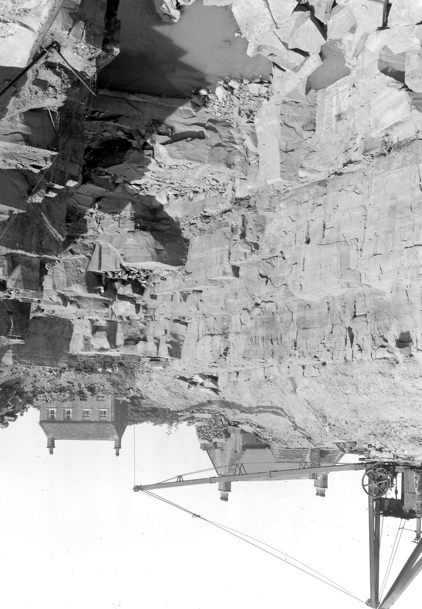 Jun 1929 - W. Hampson & Co.'s Appleton Quarries, 1/2 m. S. of Shepley. Looking N.