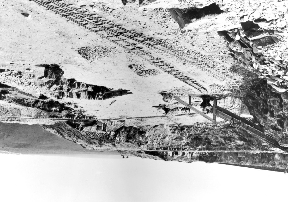 Apr 1930 - Worth Quarries, Worth Matravers. Looking SW.