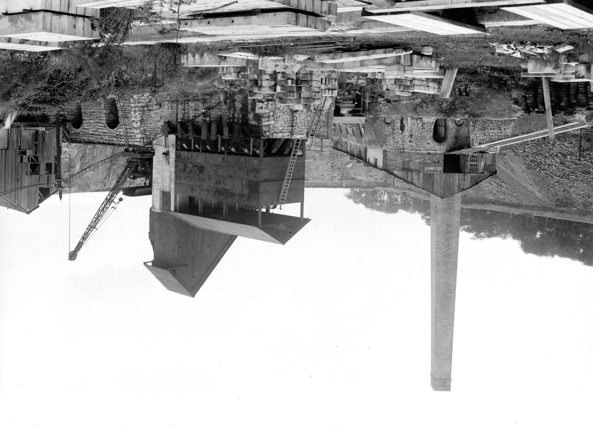 Aug 1930 - Kiverton Park Quarry. Looking NW., submitted by Buddle-Bot on 08-11-2025.
Bgs No. P205024; Rhodes, J.; © Crown. Image & Text: BGS Geoscenic, under OGL V2 License http://bit.ly/462AXmV Aug 1930 - Kiverton Park Quarry. Looking NW.