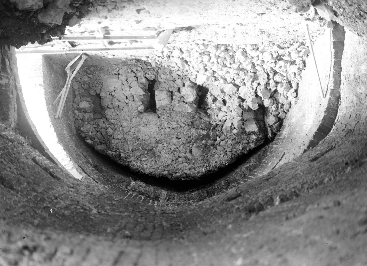 Aug 1930 - Kiverton Park Quarry., submitted by Buddle-Bot on 08-11-2025.
Bgs No. P205027; Rhodes, J.; © Crown. Image & Text: BGS Geoscenic, under OGL V2 License http://bit.ly/462AXmV Aug 1930 - Kiverton Park Quarry.